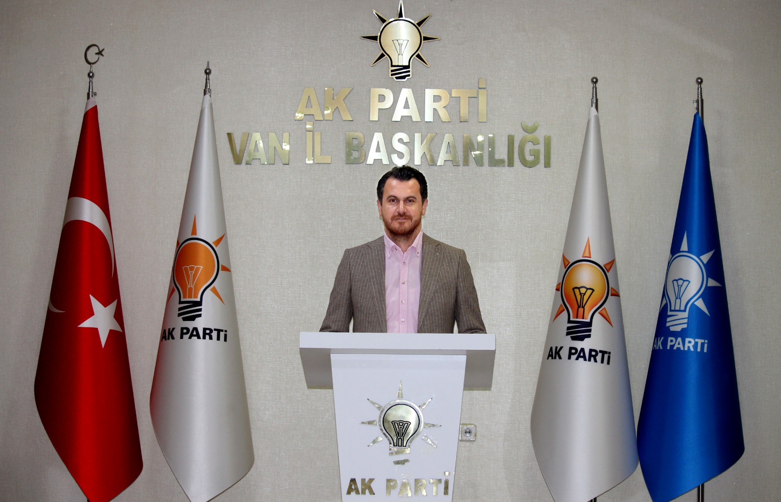 AK Parti Van İl Başkanı Güray’dan kongre öncesi önemli açıklamalar
