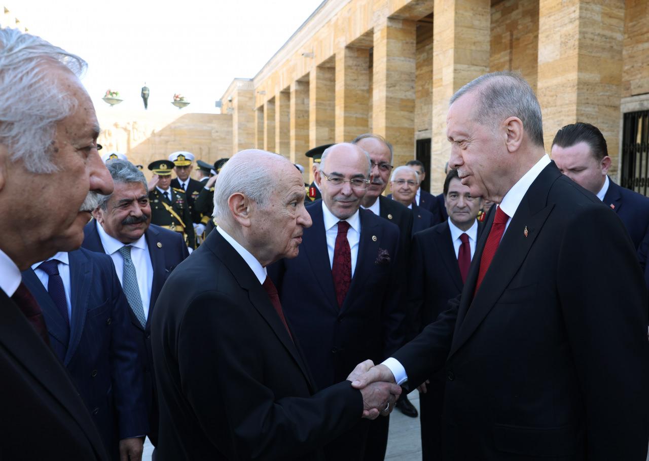 Devlet erkanı Anıtkabir'de: Cumhurbaşkanı Erdoğan'dan önemli mesajlar