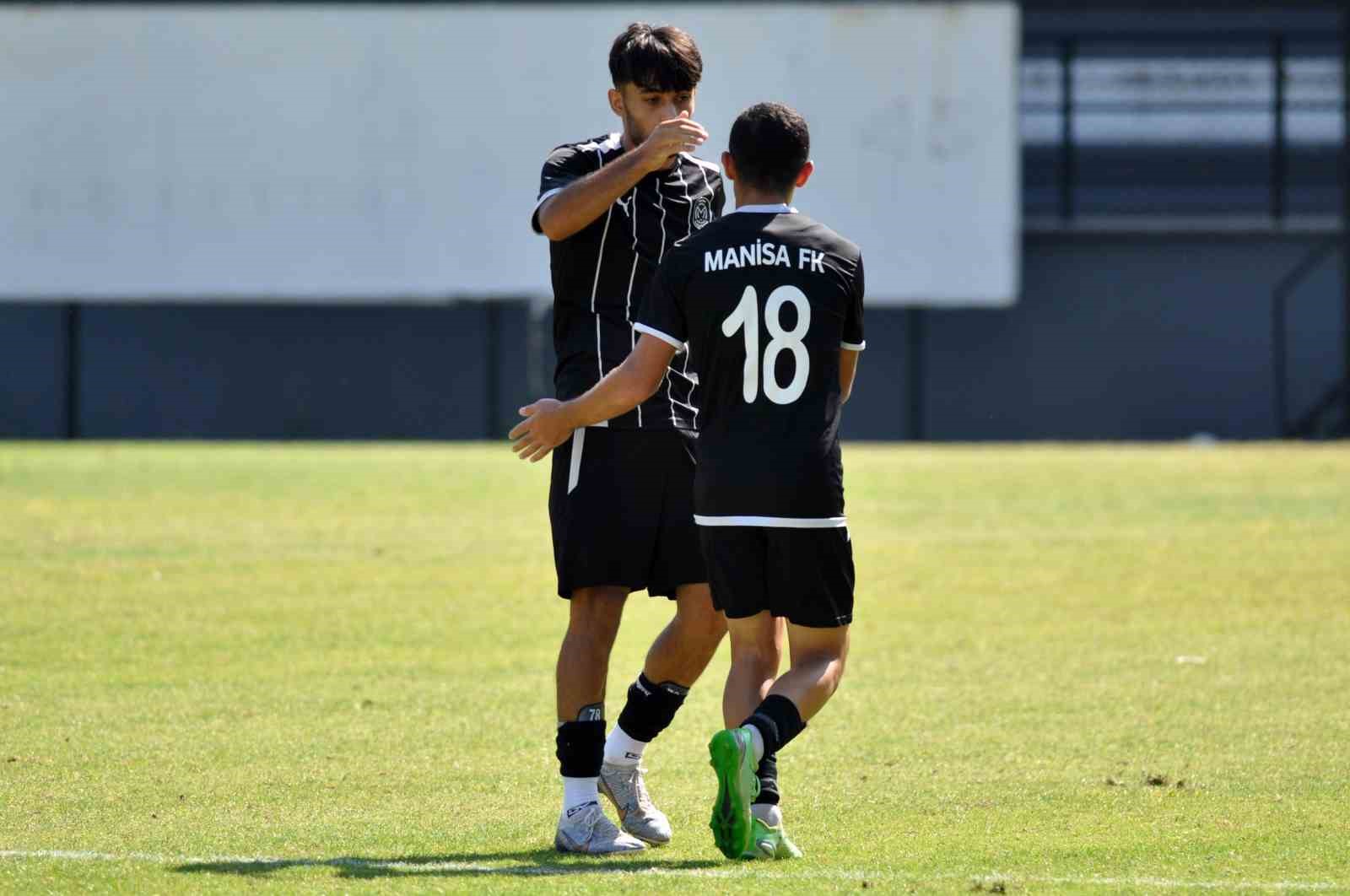 Manisa FK Akademi haftayı bir galibiyet bir beraberlikle kapattı