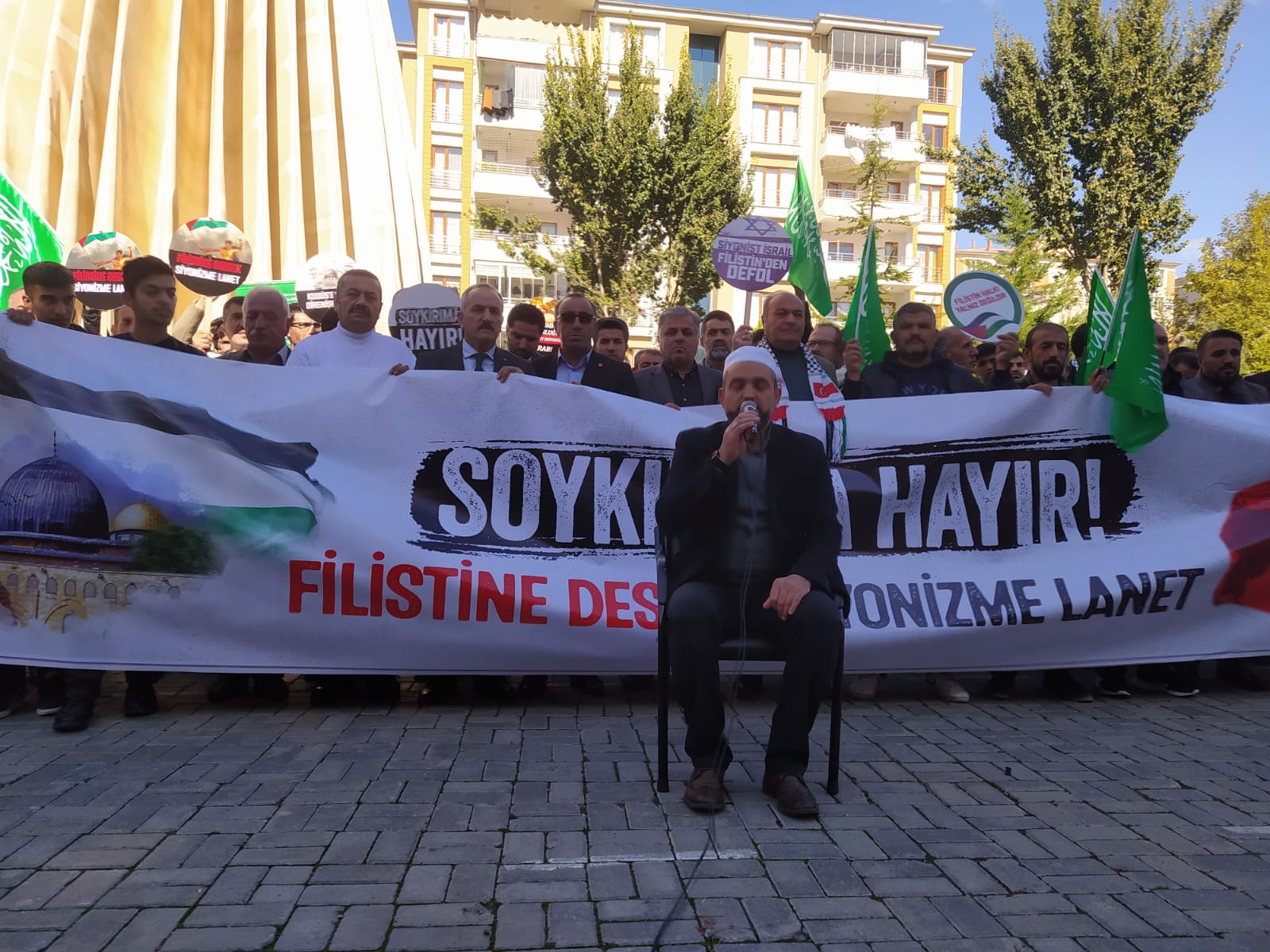 Van’dan Filistin direnişine destek sürüyor