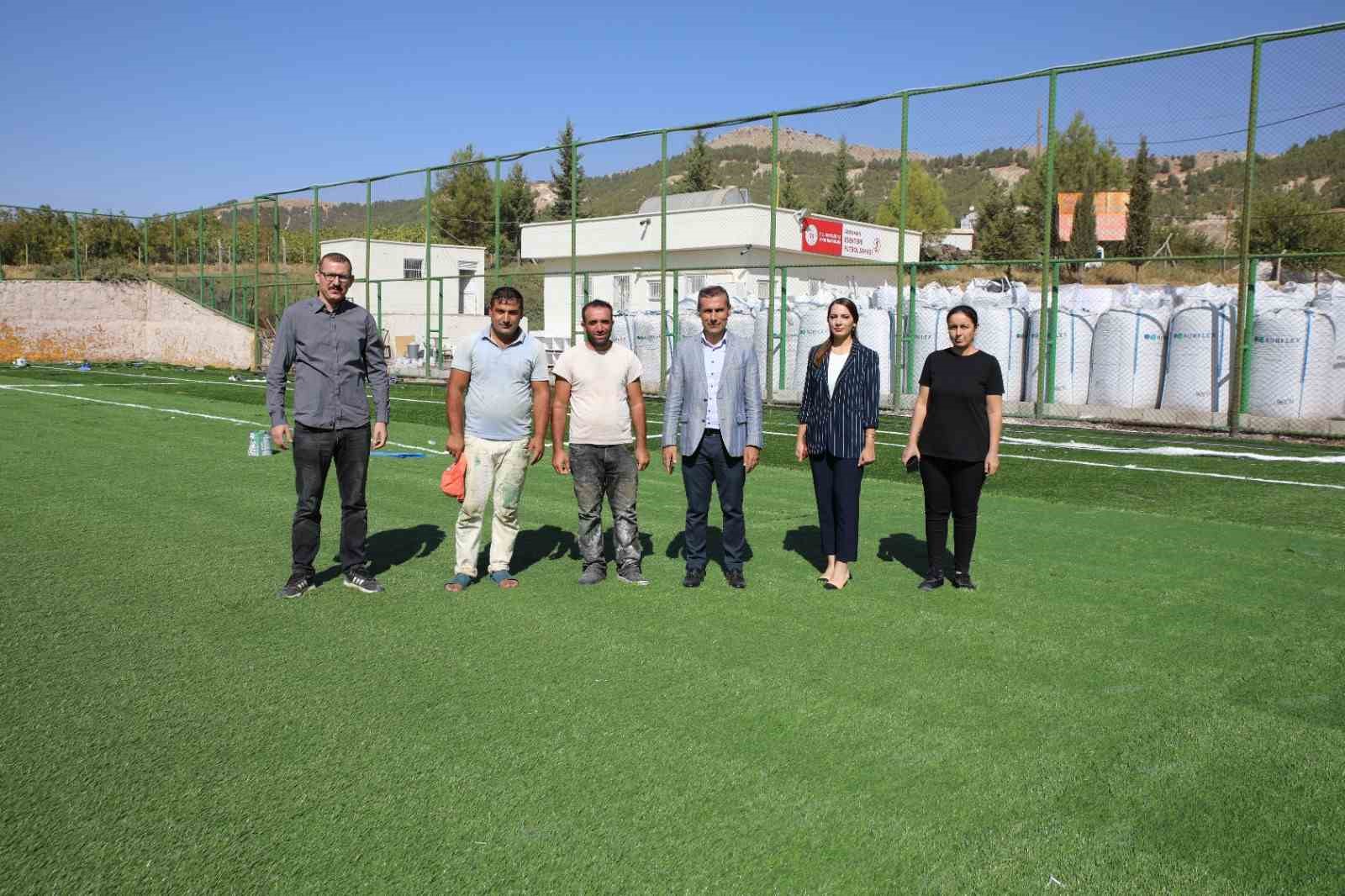 Spor tesisleri yenileniyor
