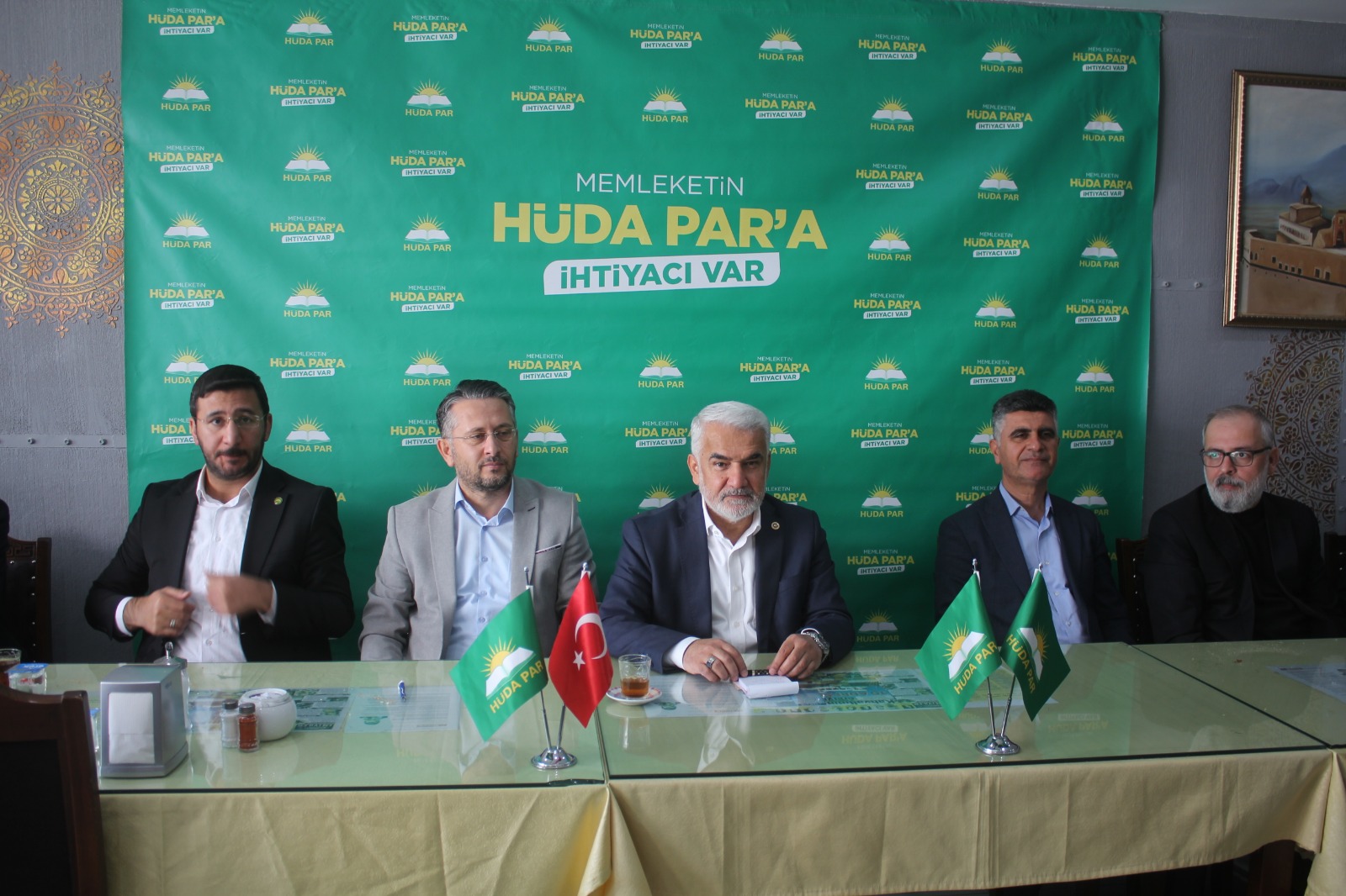 HÜDA PAR Genel Başkanı Yapıcıoğlu “Van’da değişen bir şey yok”