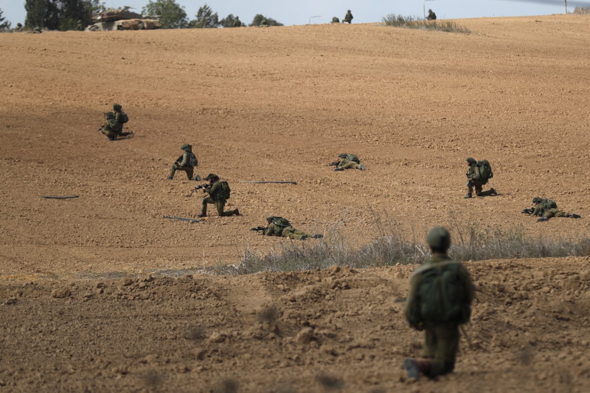 İsrail’den gece boyunca Gazze’ye bombardıman: 2 ölü