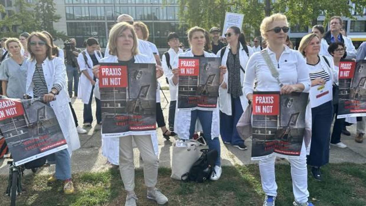 Alman doktorlar kızgın: Yükümüz çok ağır