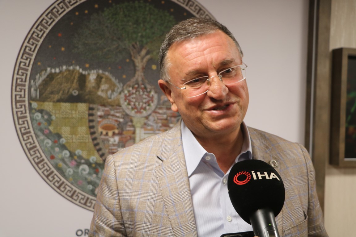 Hatayspor Onursal Başkanı Lütfü Savaş: ‘Volkan hocamız depremin elçisi oldu’