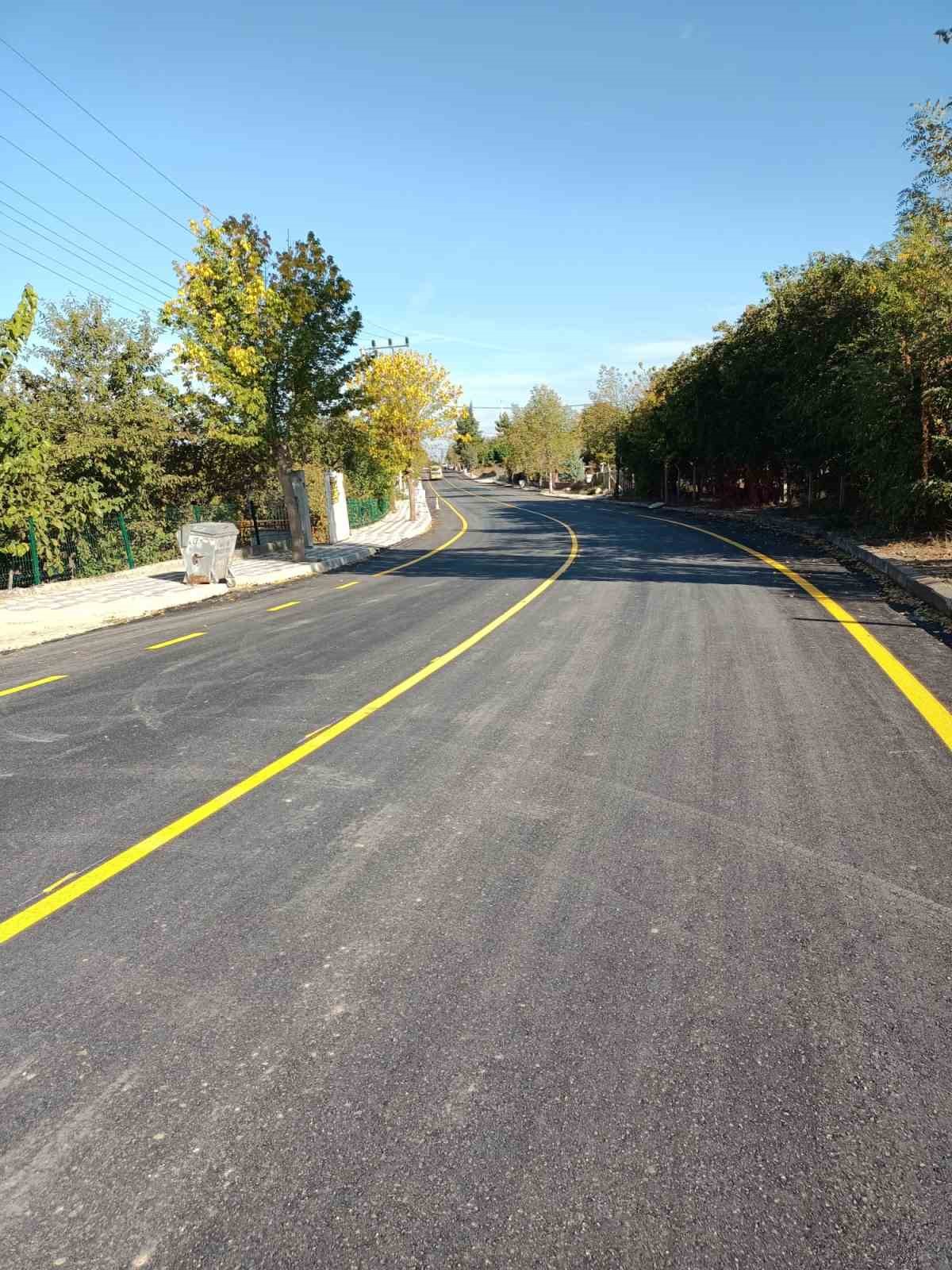 Çorum Belediyesinden Laçin’e bin 500 ton asfalt
