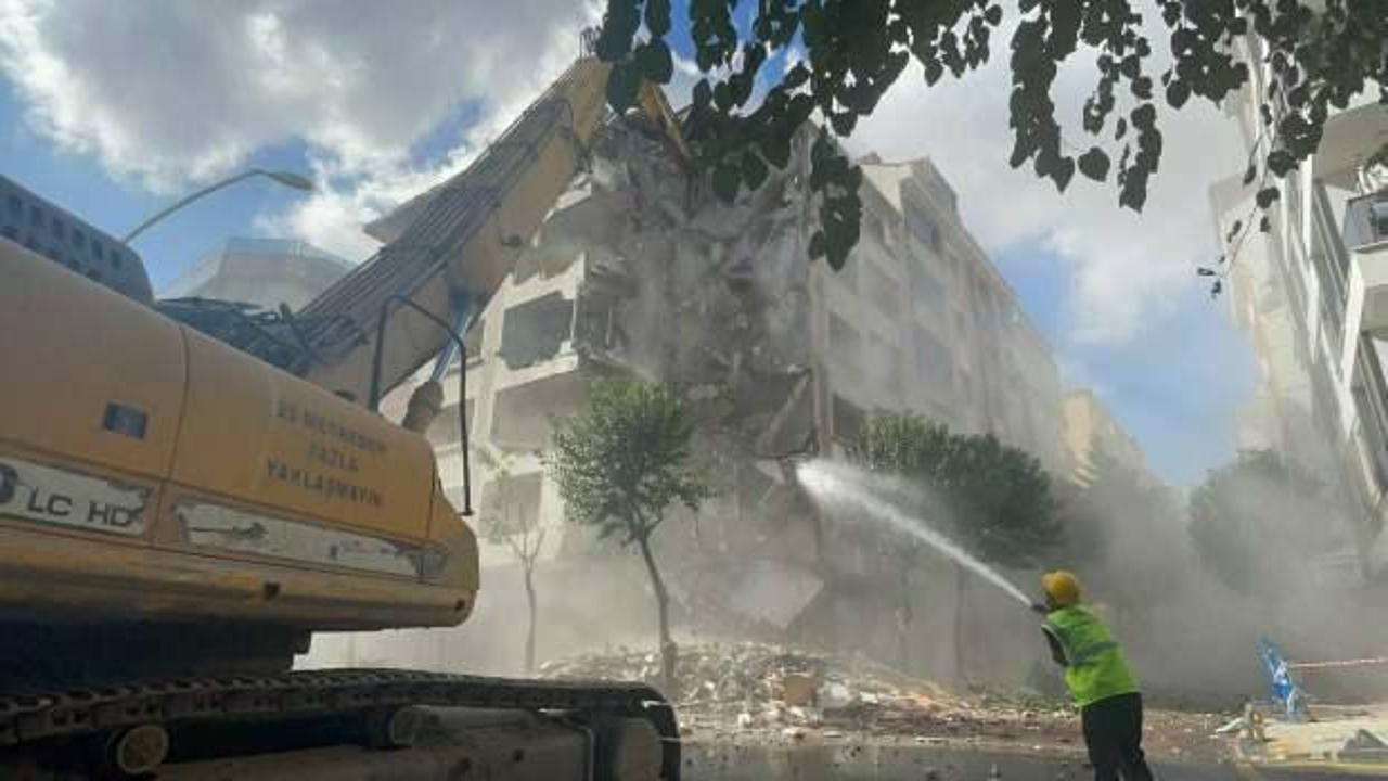 Bahçelievler’de patlamada hasar gören binanın kontrollü yıkımına başlandı