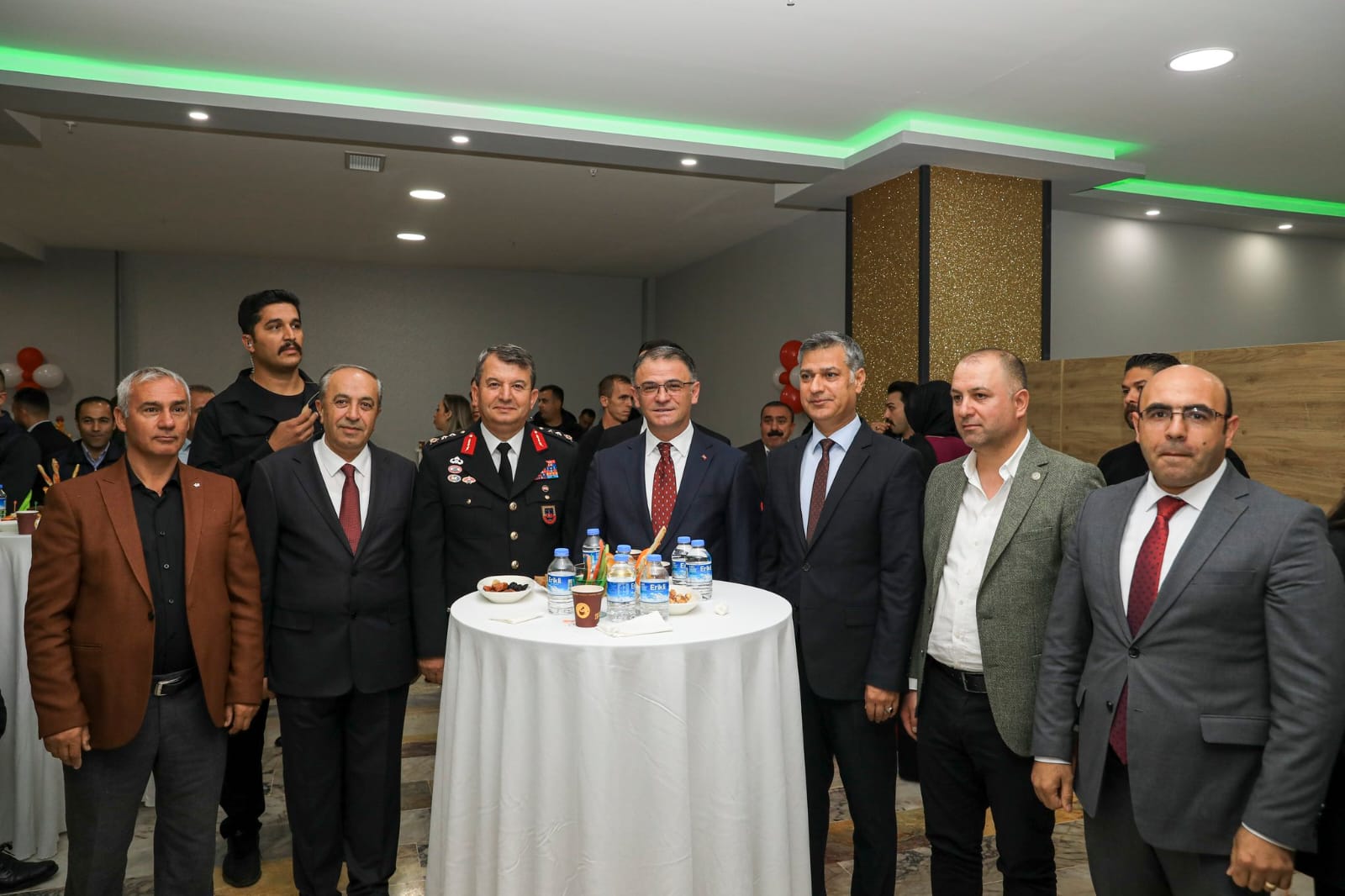 Van’da Cumhuriyetin 100. Yıl resepsiyonu düzenlendi