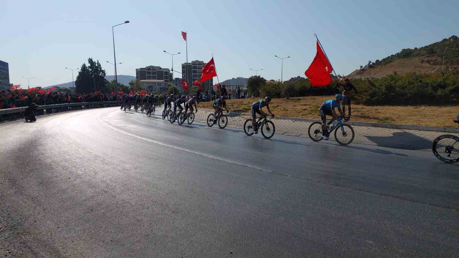 Bisikletçiler Söke’de coşkuyla karşılandı