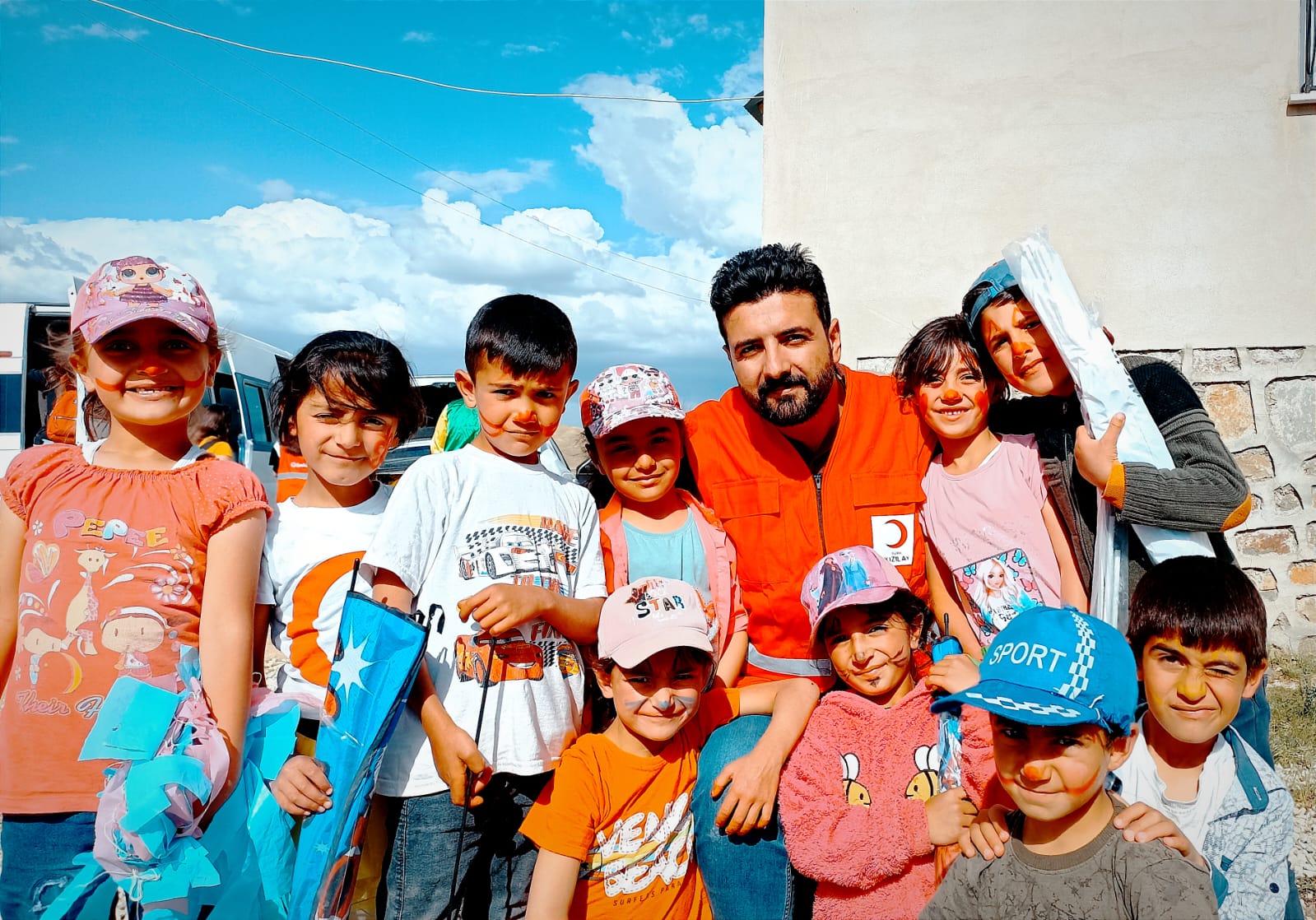 Cumhuriyetin Yüzüncü Yılında Kızılay Haftası Kutlu Olsun