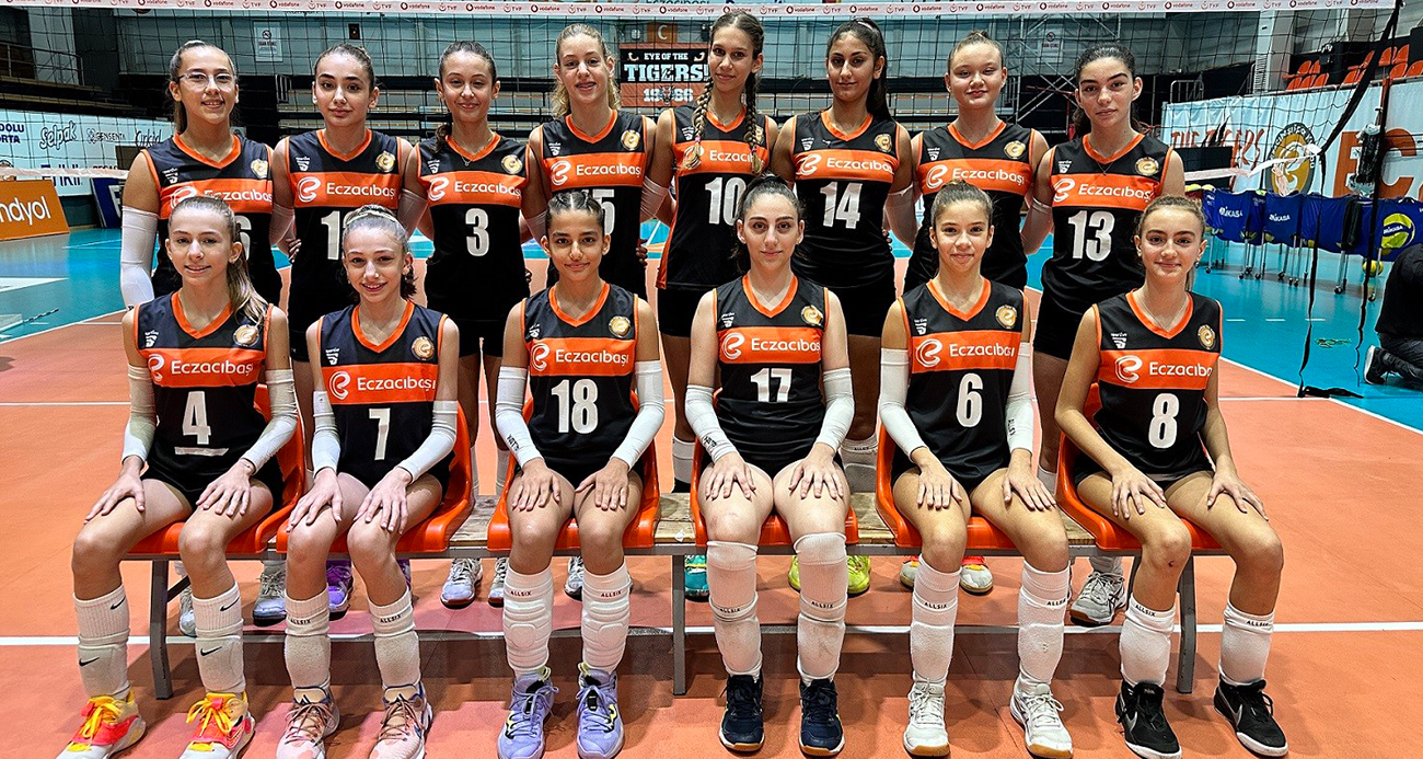 Eczacıbaşı Spor Kulübü’nün altyapı takımları, yoluna kayıpsız devam ediyor