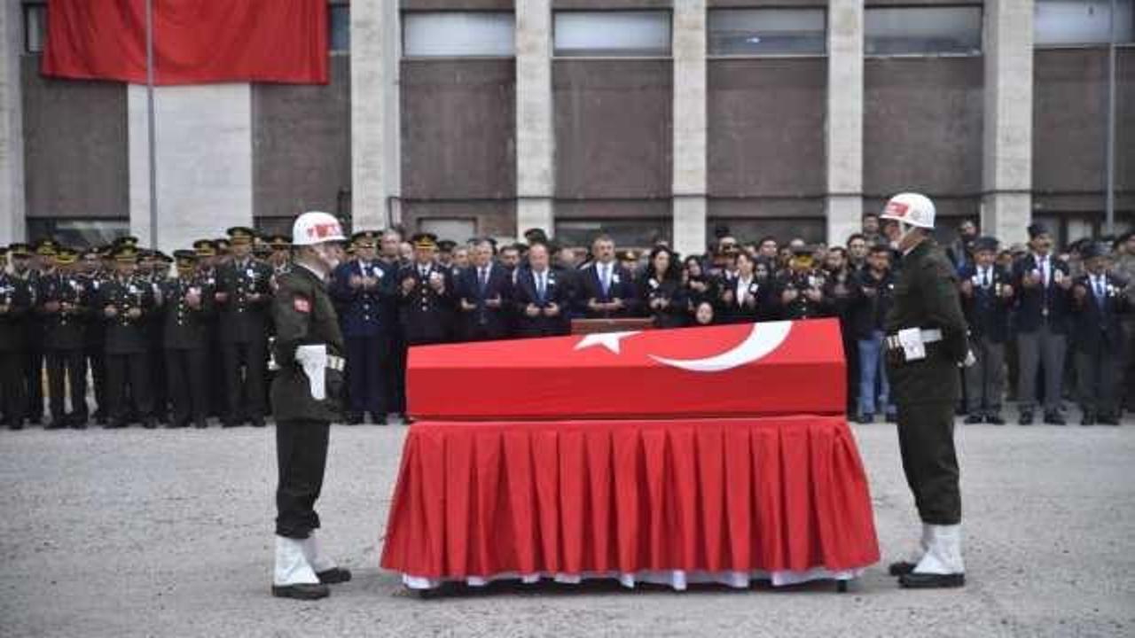 Edirne şehidi törenle baba ocağına uğurlandı