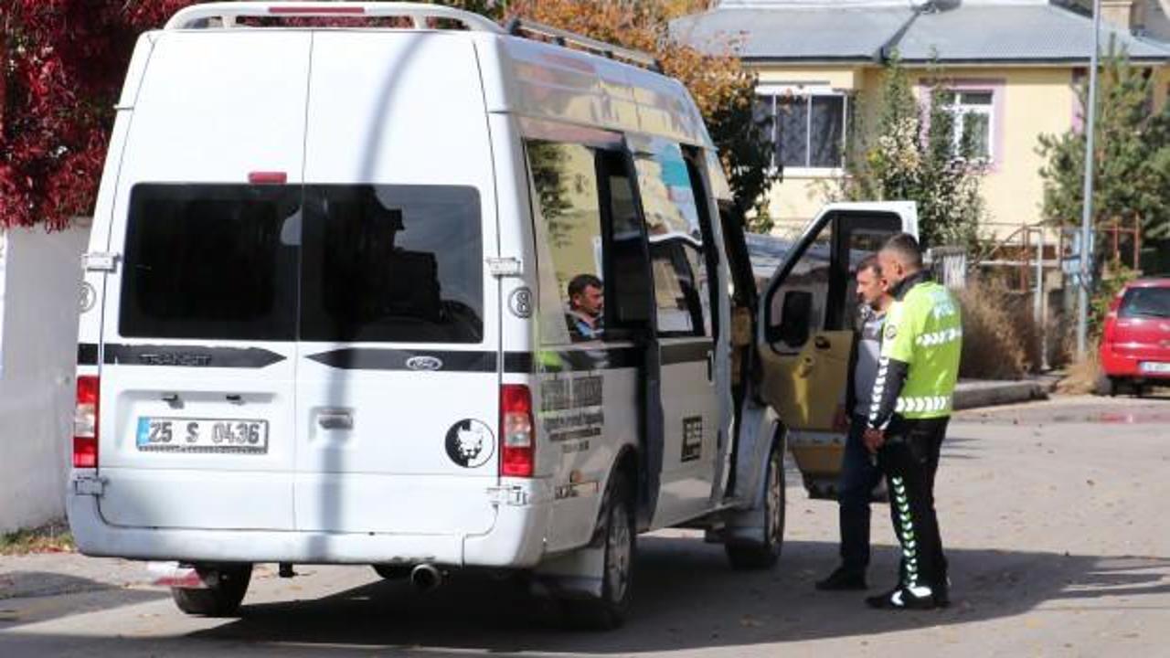 Ehliyetsiz sürücüyle akrabalarının saldırdığı 2 polis yaralandı