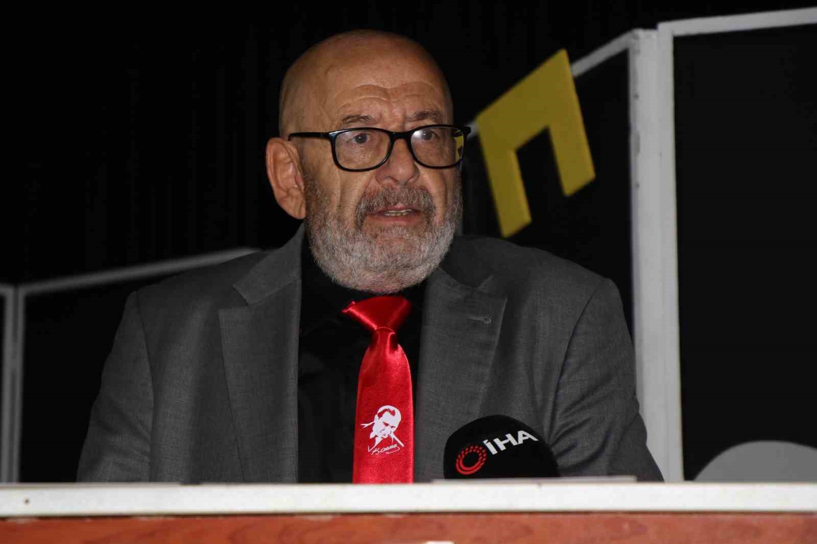 CHP Genel Başkanlığı’na adaylığını açıkladığı toplantıya toplam 7 kişi katıldı