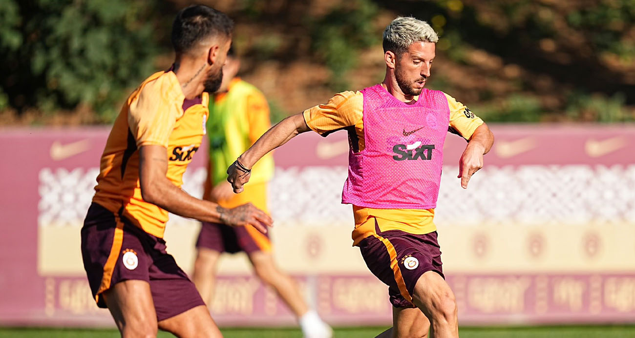 Galatasaray, Beşiktaş maçı hazırlıklarını çift antrenmanla sürdürdü