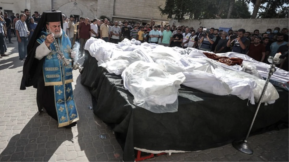 İsrail ordusu, Gazze’de kiliseye yaptığı saldırıyı “sivil zayiat” olarak tanımladı