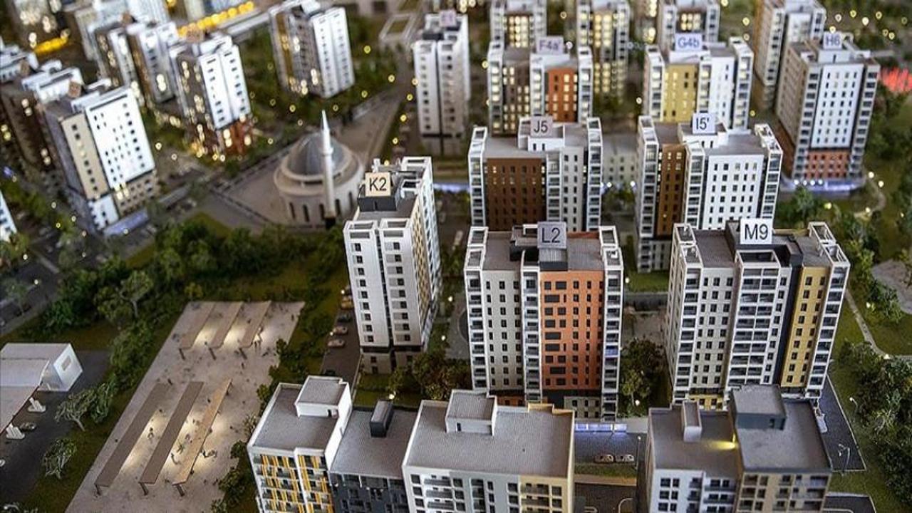 Konut fiyatları ağustosta yıllık yüzde 90 arttı