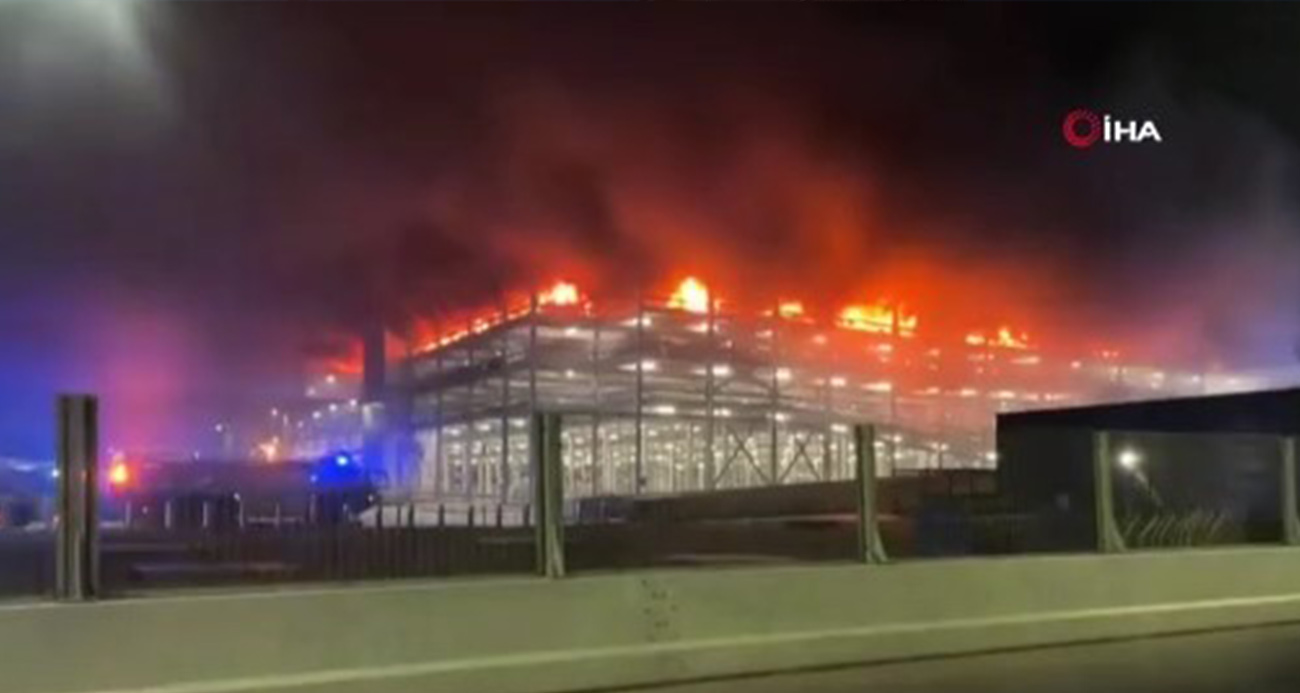 İngiltere’deki Luton Havaalanı’nda yangın: Tüm uçuşlar durduruldu