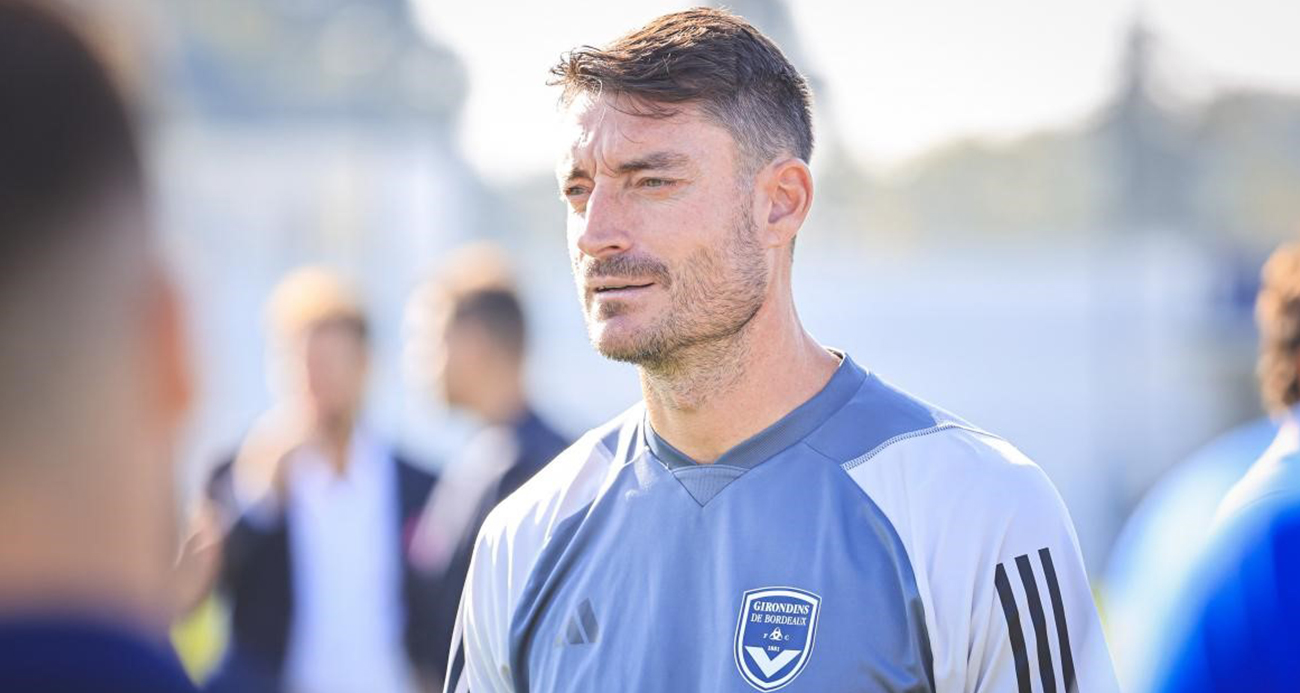 Bordeaux, Albert Riera ile anlaştı