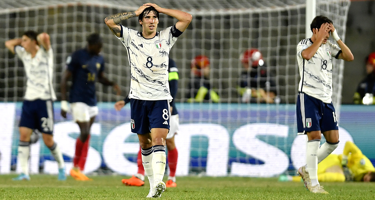 Sandro Tonali’ye 10 ay futboldan men cezası