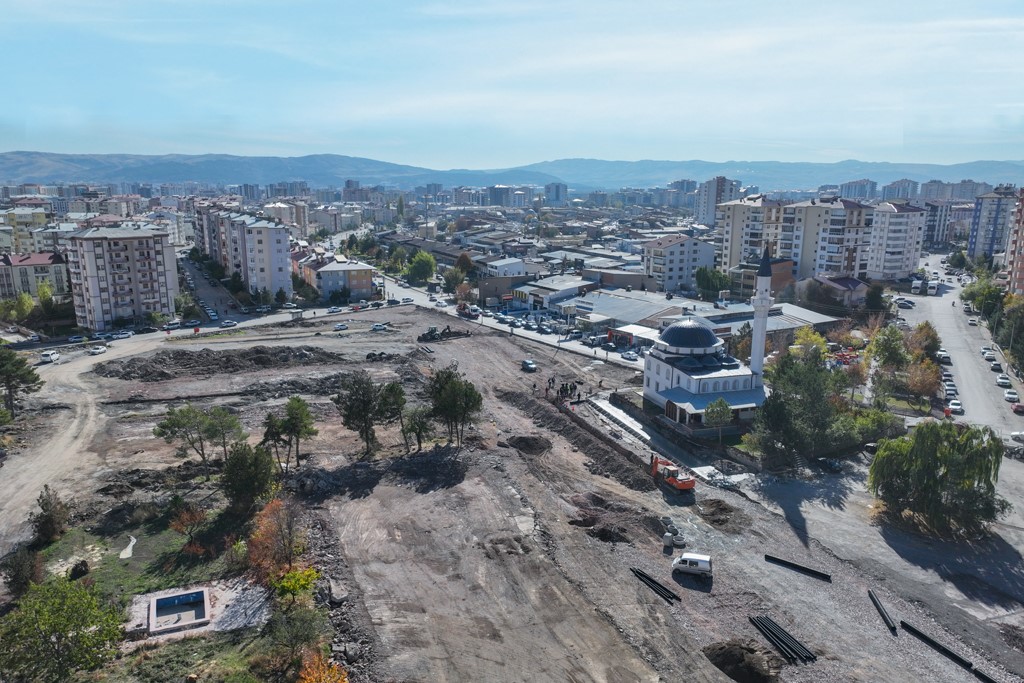 Trafik rahatlayacak çalışmalar son sürat devam ediyor