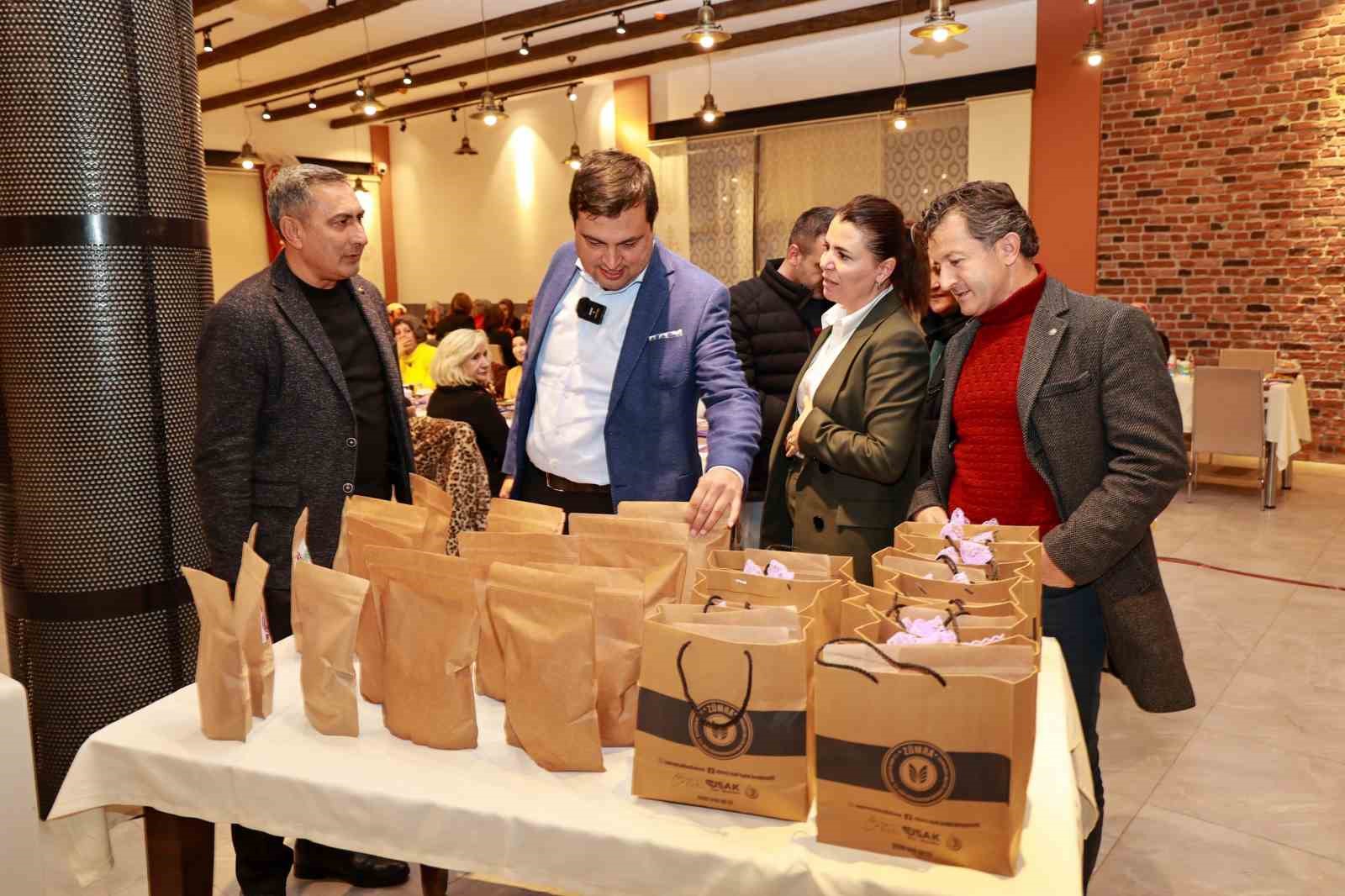 Zümra Tarhanası kadıların yüzünü güldürdü