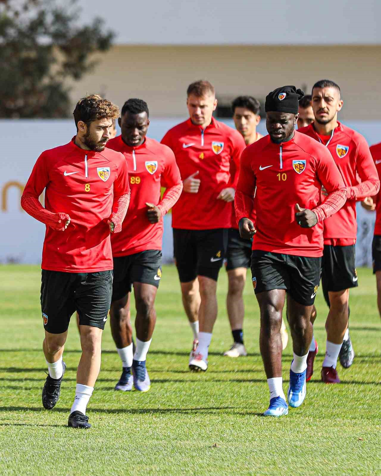 Kayserispor, Kasımpaşa maçı hazırlıklarını tamamladı