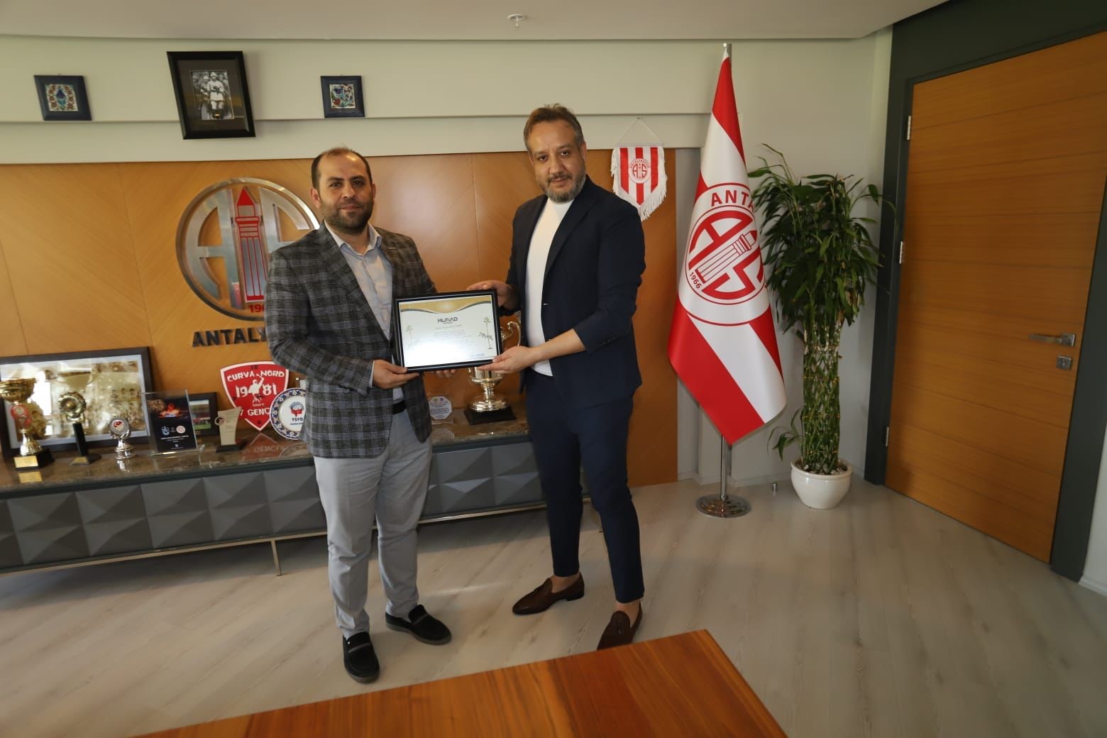 MÜSİAD Antalya’da Antalyaspor’a  destek