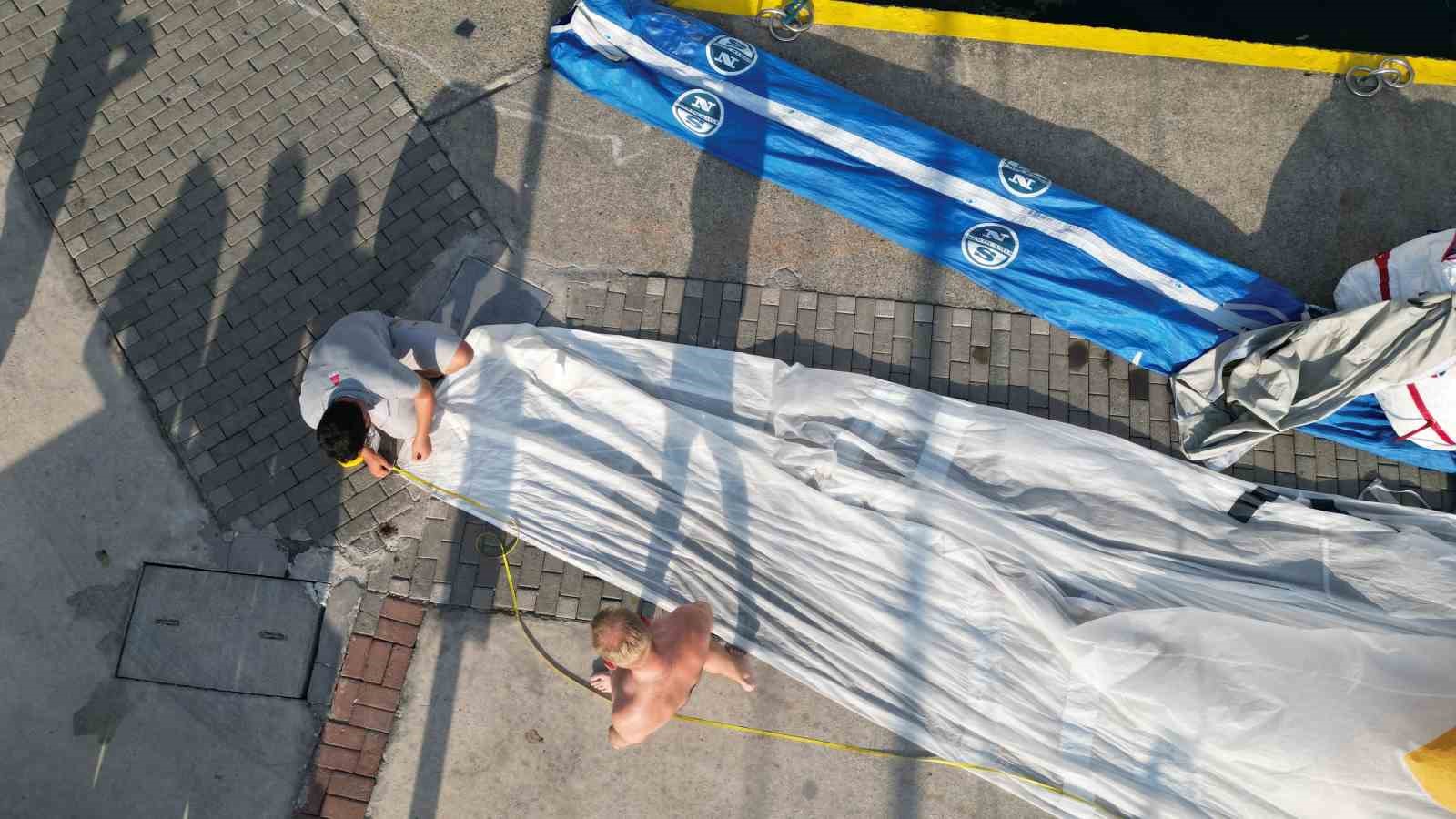 Marmaris Yarış haftasında  dereceye giren teknelerde ölçümler yapılıyor