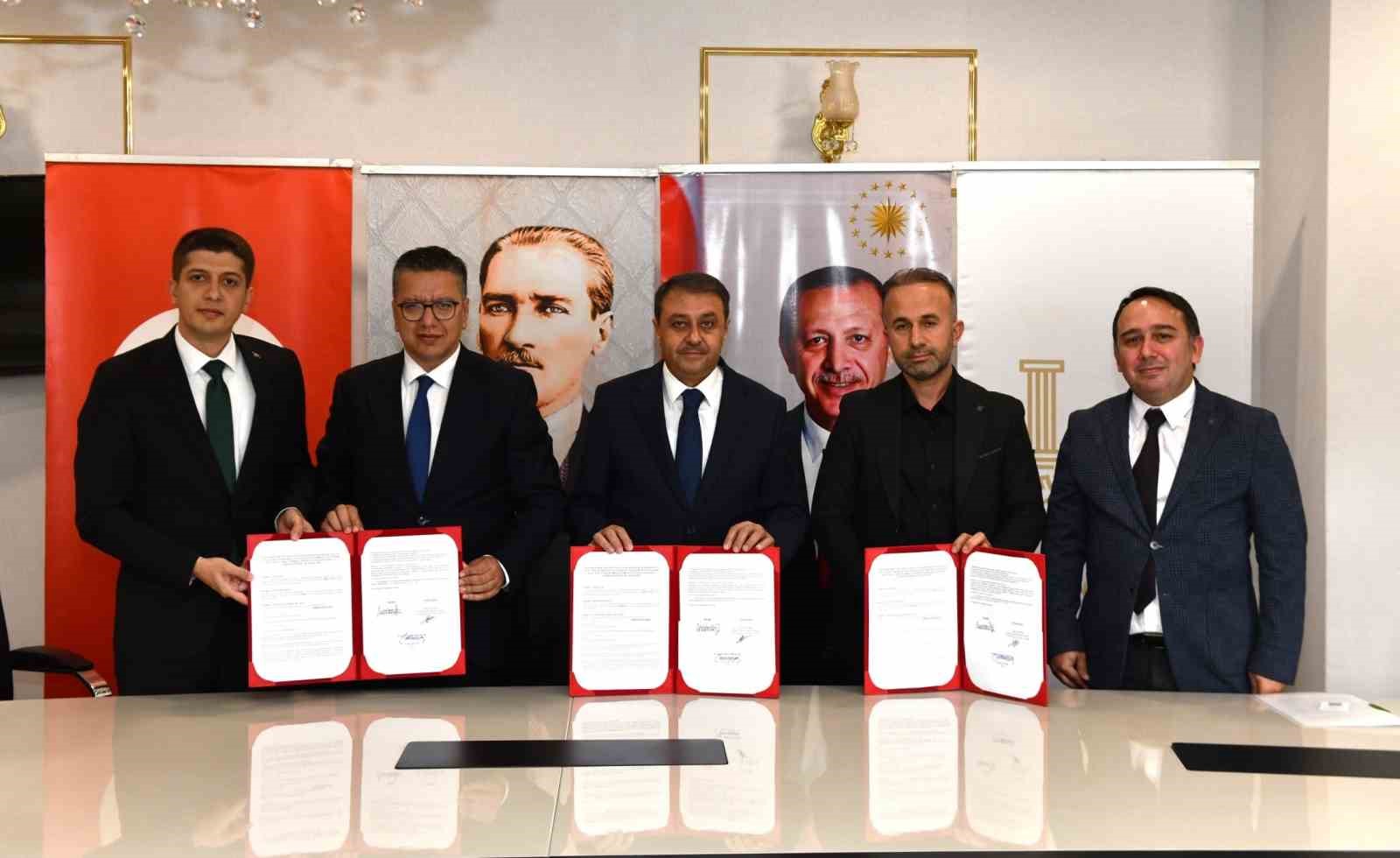 Halfeti’ye yeni fabrika kazandırılıyor