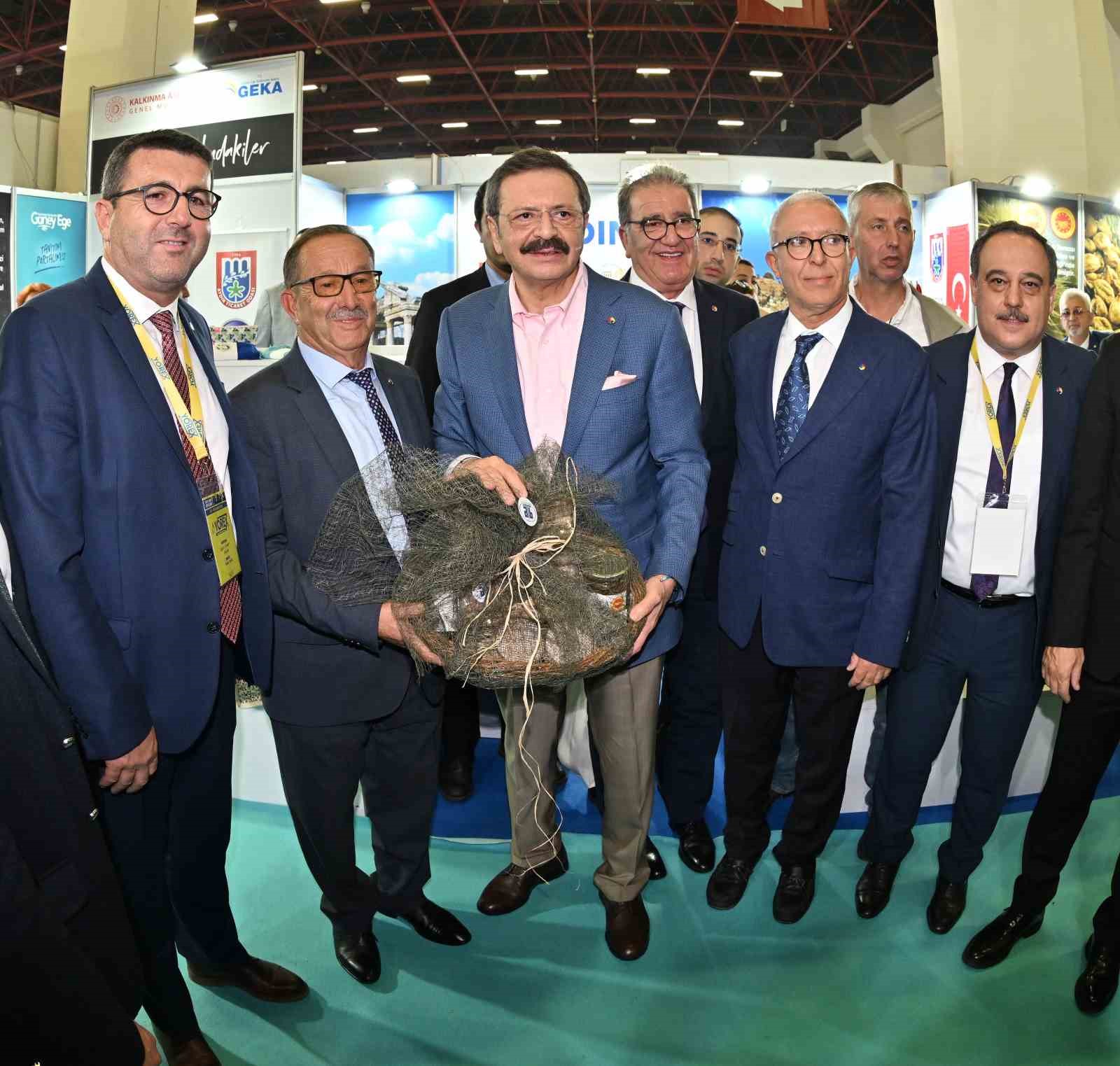 Aydın Ticaret Borsası, Yöresel Ürünler Fuarı’na damga vurdu