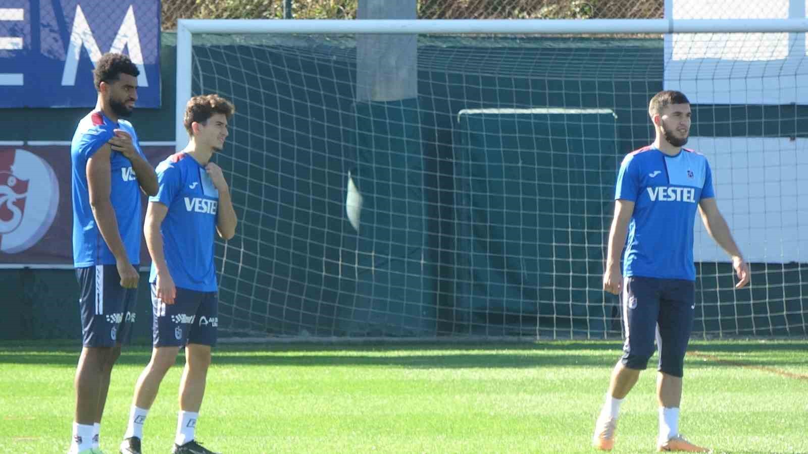 Abdullah Avcı: “Fenerbahçe dosyasını kapattık, konsantrasyonumuzu Konyaspor’a odakladık”