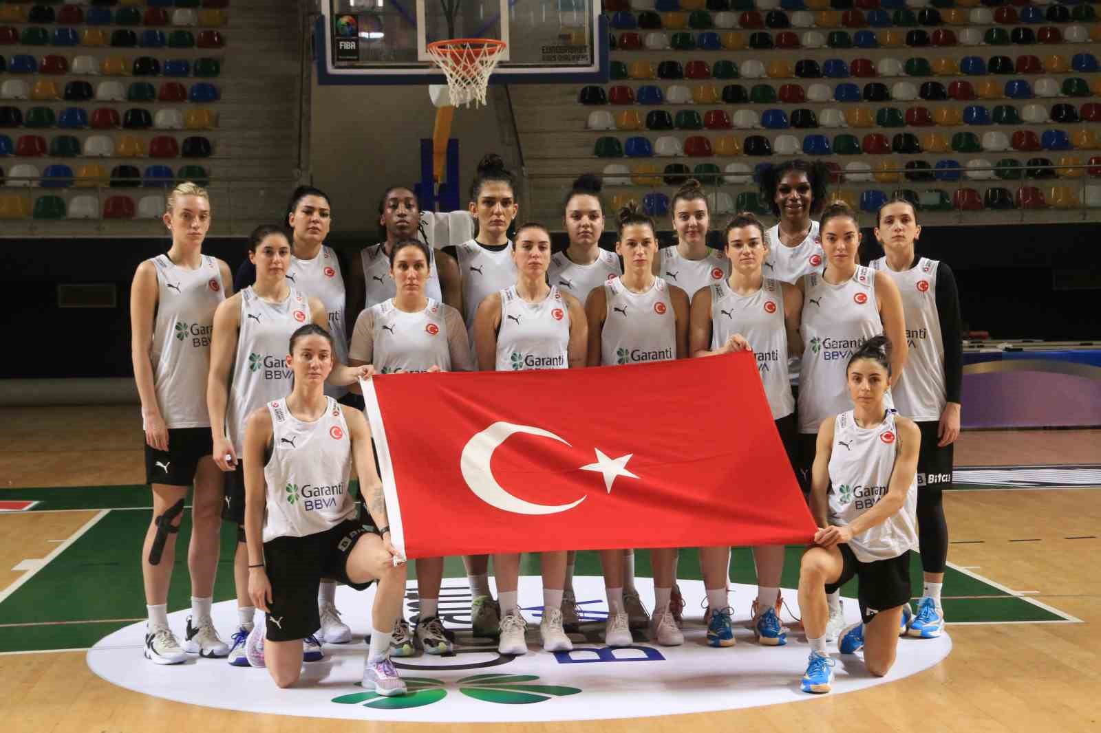 A Milli Kadın Basketbol Takımı’nda Slovakya maçı hazırlıkları sürüyor