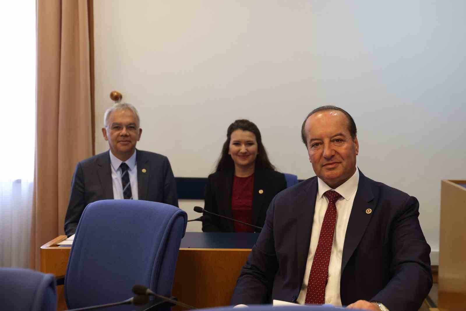 Milletvekili Akay, Karabük’ün sanayiye ilişkin taleplerini Bakan Kacır’a iletti