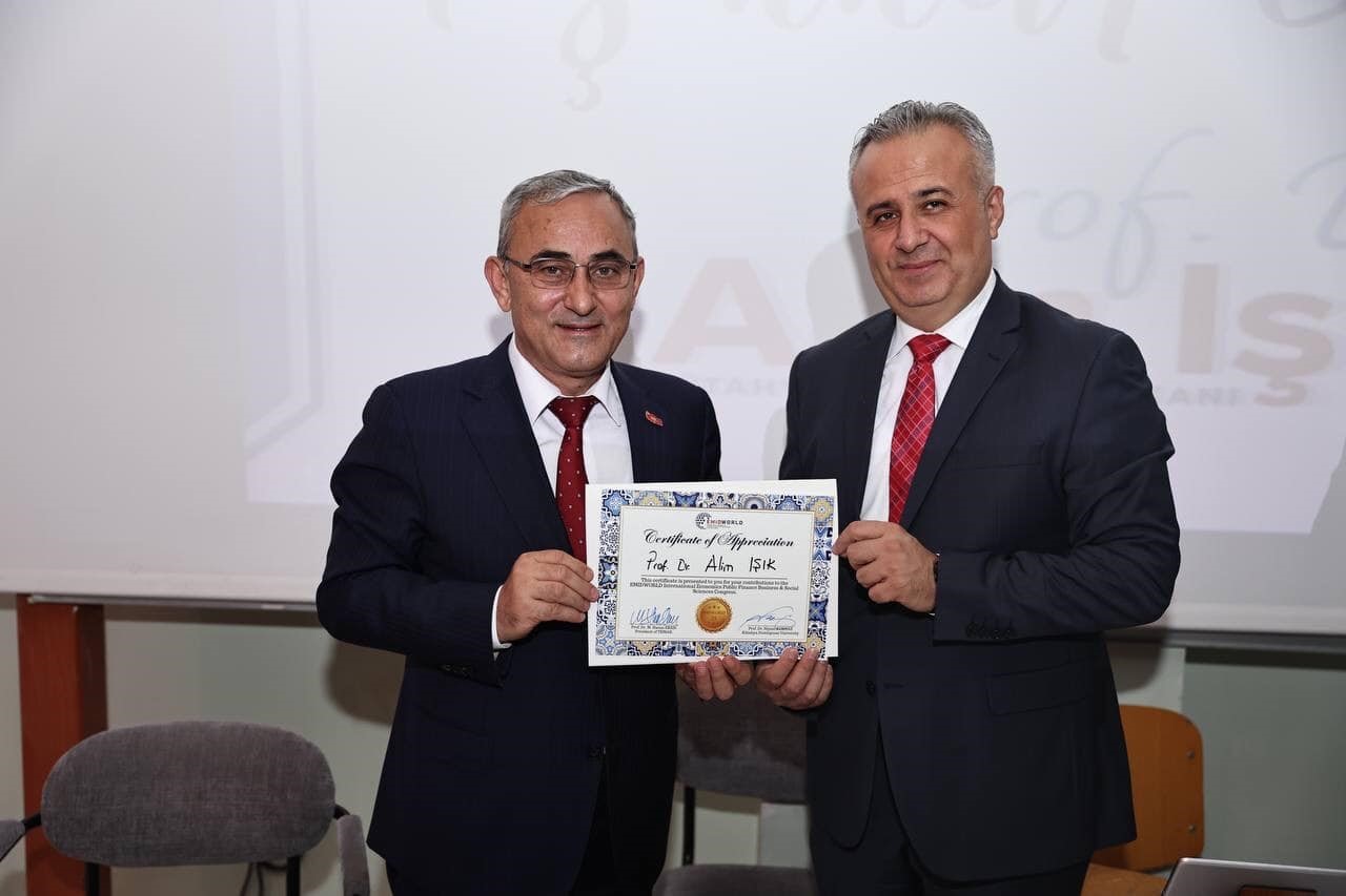 “Akıllı Kentlere Örnek Şehir; Kütahya” paneli düzenlendi