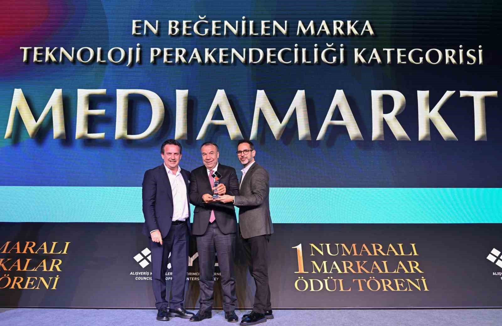 MediaMarkt’a ‘En Beğenilen Teknoloji Perakendeciliği’ ödülü