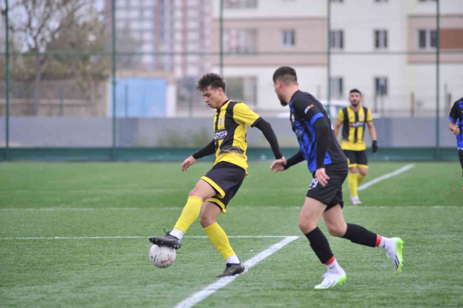 Kayseri Süper Amatör Küme: Kayserigücü FK: 3 – İsmail Okumuş FK: 1