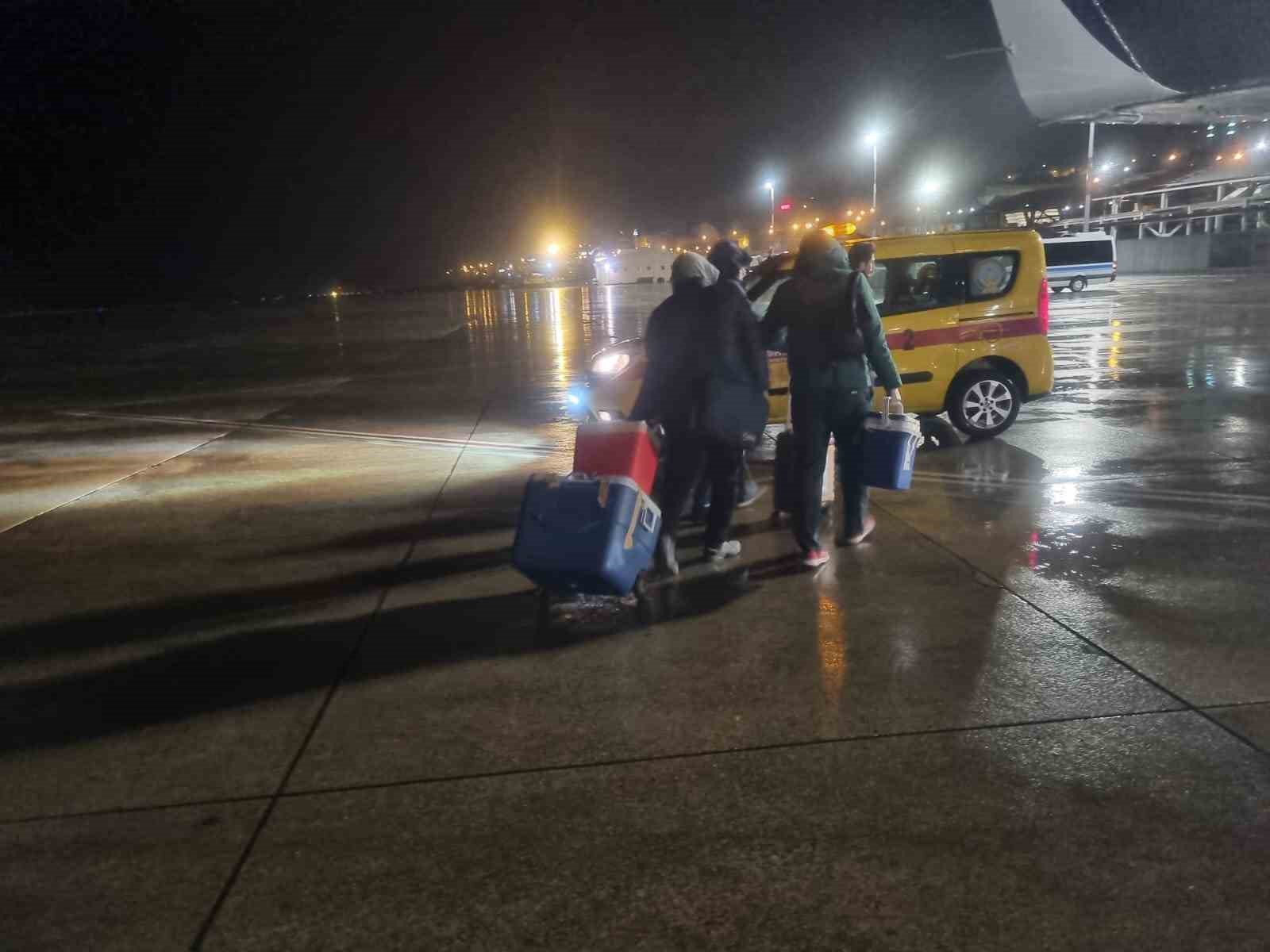 Kara Kuvvetleri’ne ait uçak, organ nakli bekleyen hasta için havalandı