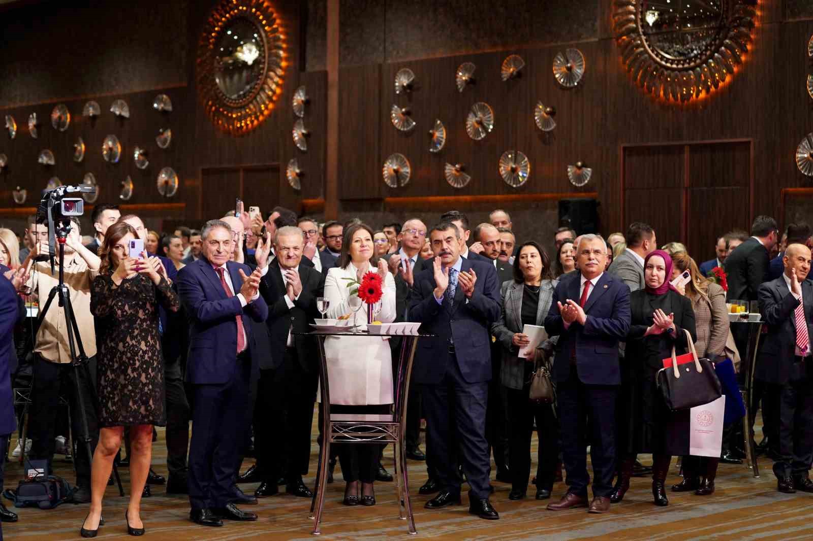 Ankara’da “Arnavutluk Milli Günü” resepsiyonu