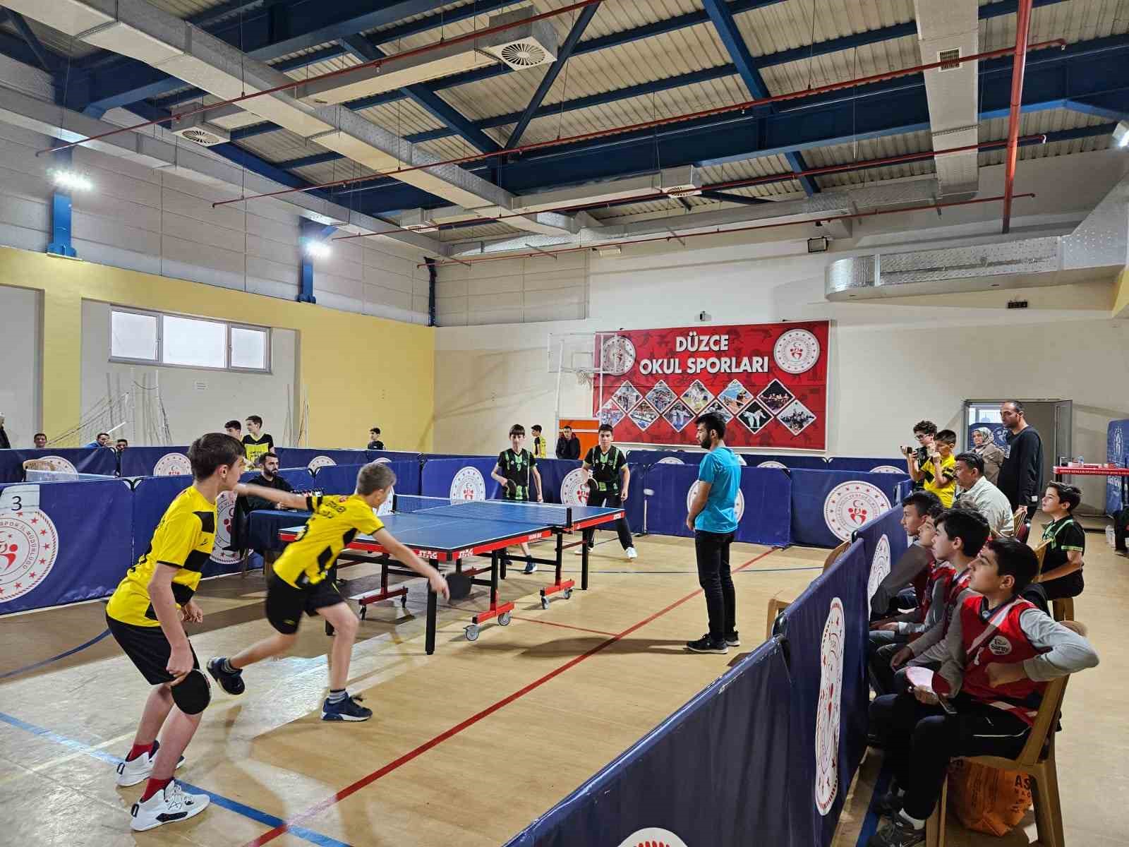 Düzce’de raketler yarıştı