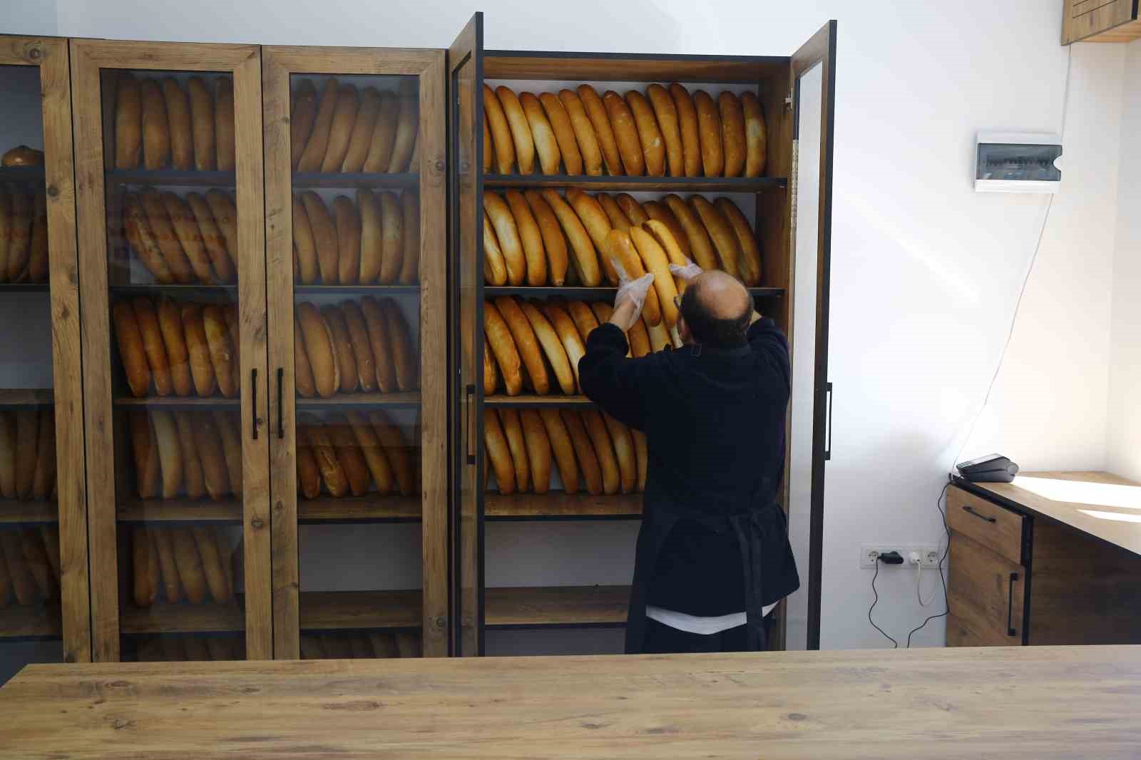 Akseki Cevizli Mahallesi’ne halk ekmek büfesi açıldı