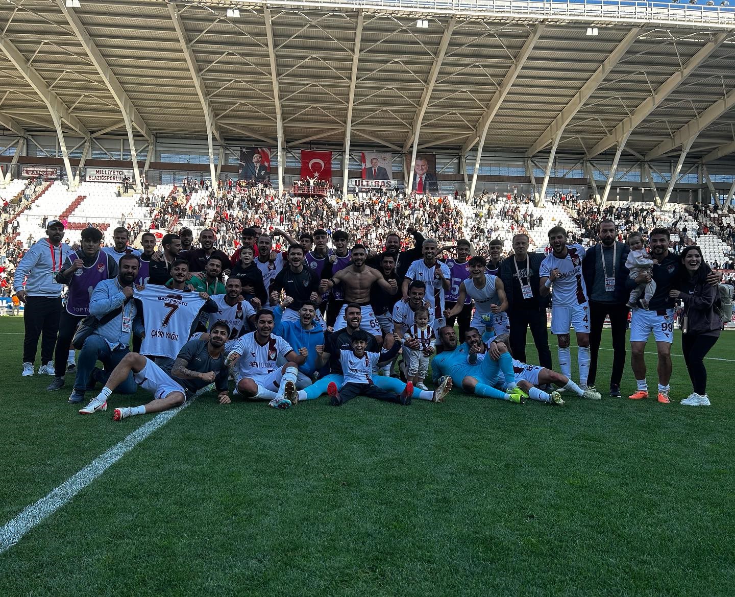 Elazığspor geriden gelip puanı alıyor