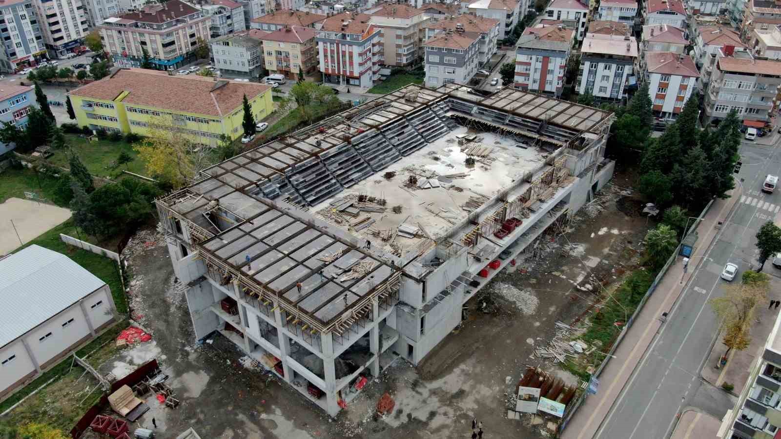 İlkadım Spor Kompleksi’nin yüzde 55’i tamamlandı