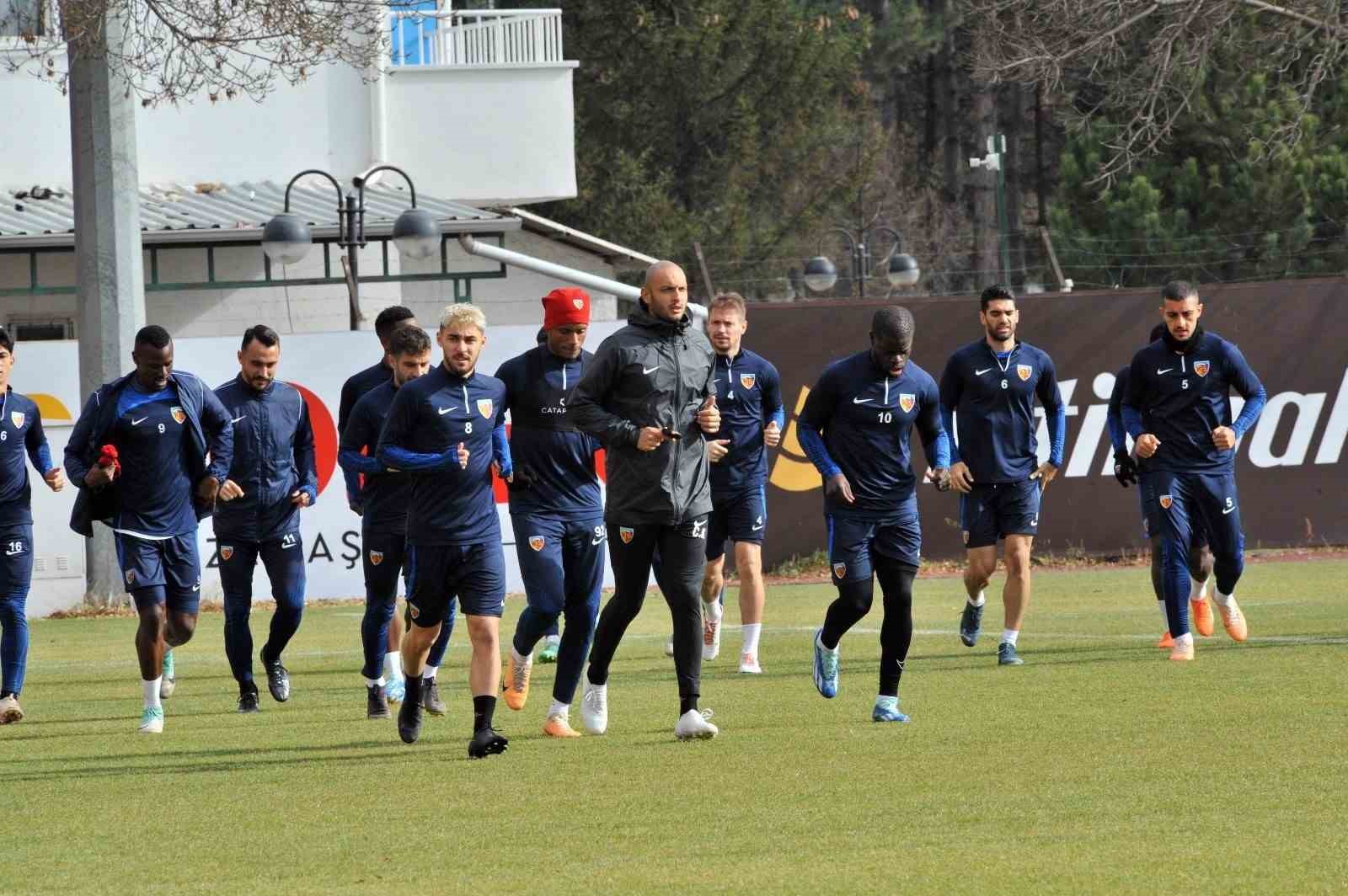 Recep Uçar: “Trabzonspor maçına en iyi şekilde hazırlanıp en iyi sonucu almak istiyoruz”