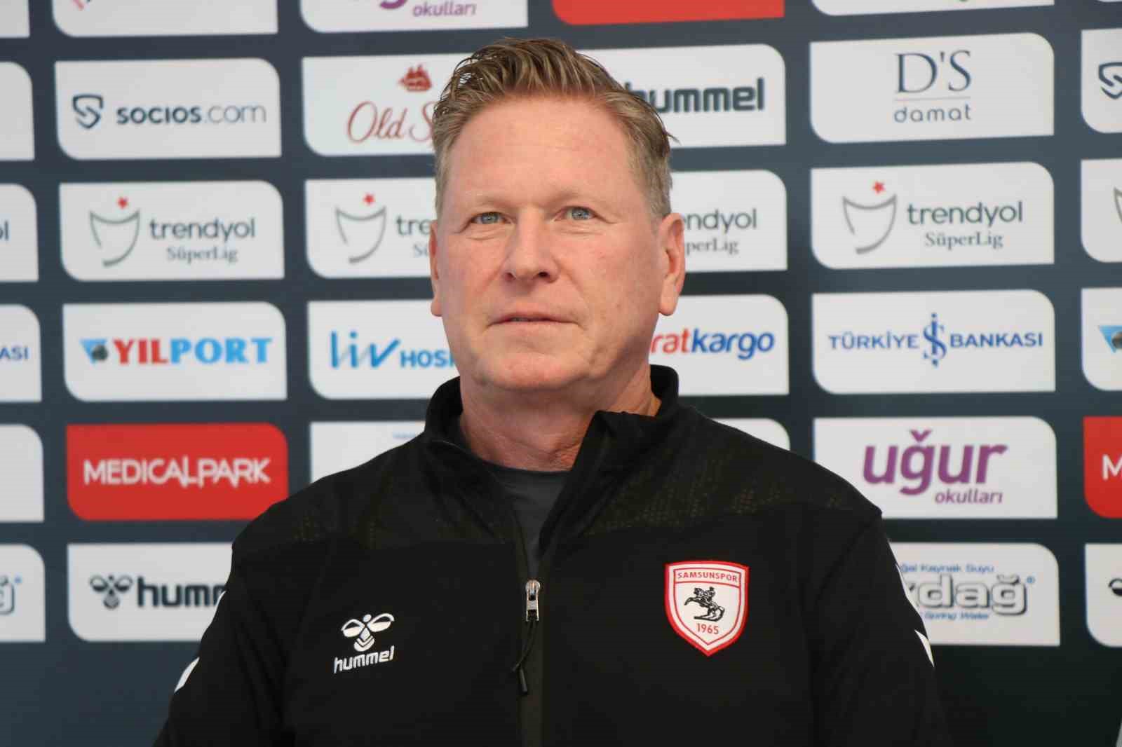 Markus Gisdol: “Baskıyla başa çıkmak için biraz daha zamana ihtiyaç var”