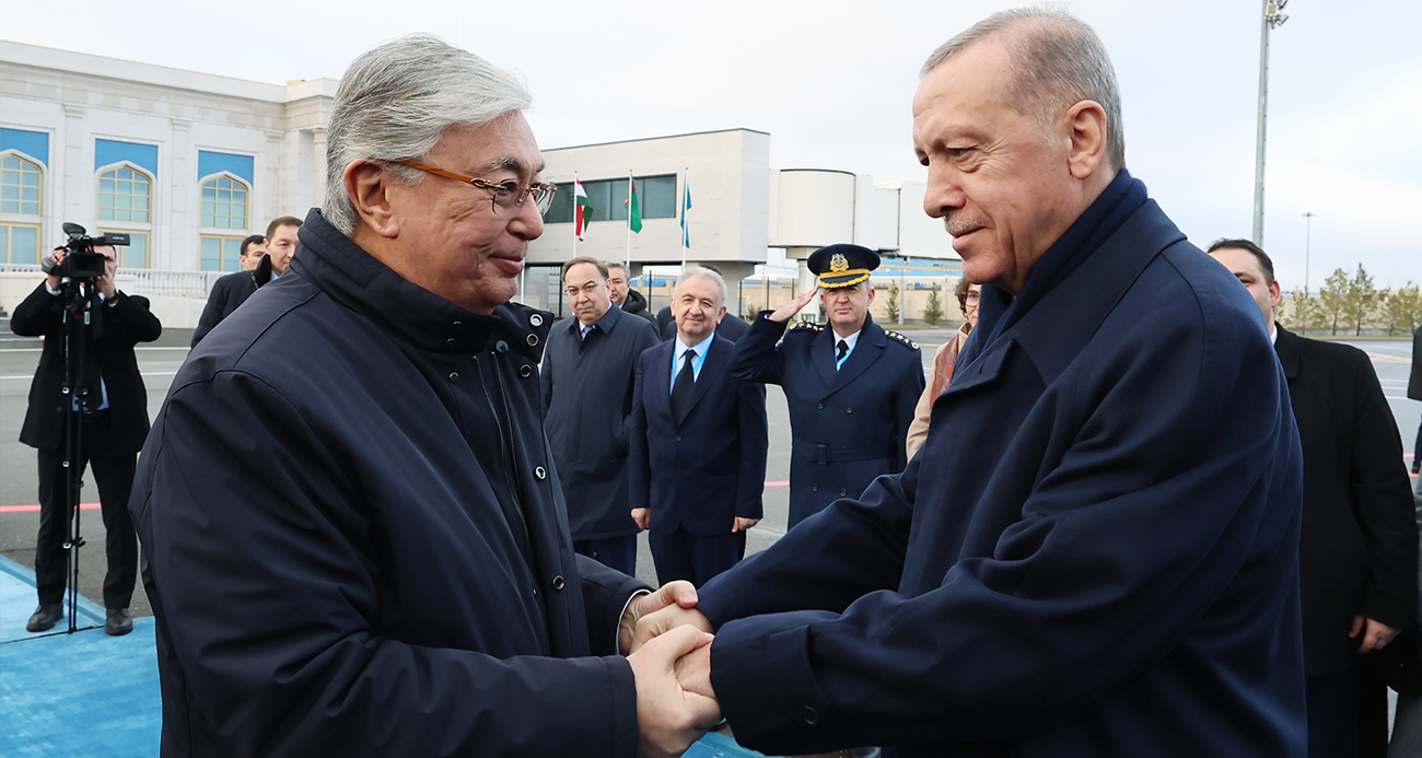 Cumhurbaşkanı Erdoğan, Tokayev’e TOGG hediye etti