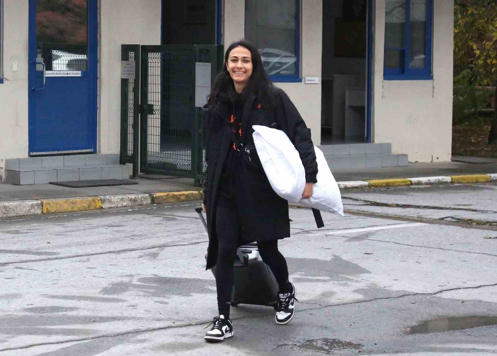 Eczacıbaşı Dynavit, Bursa’ya doğru yola çıkıyor