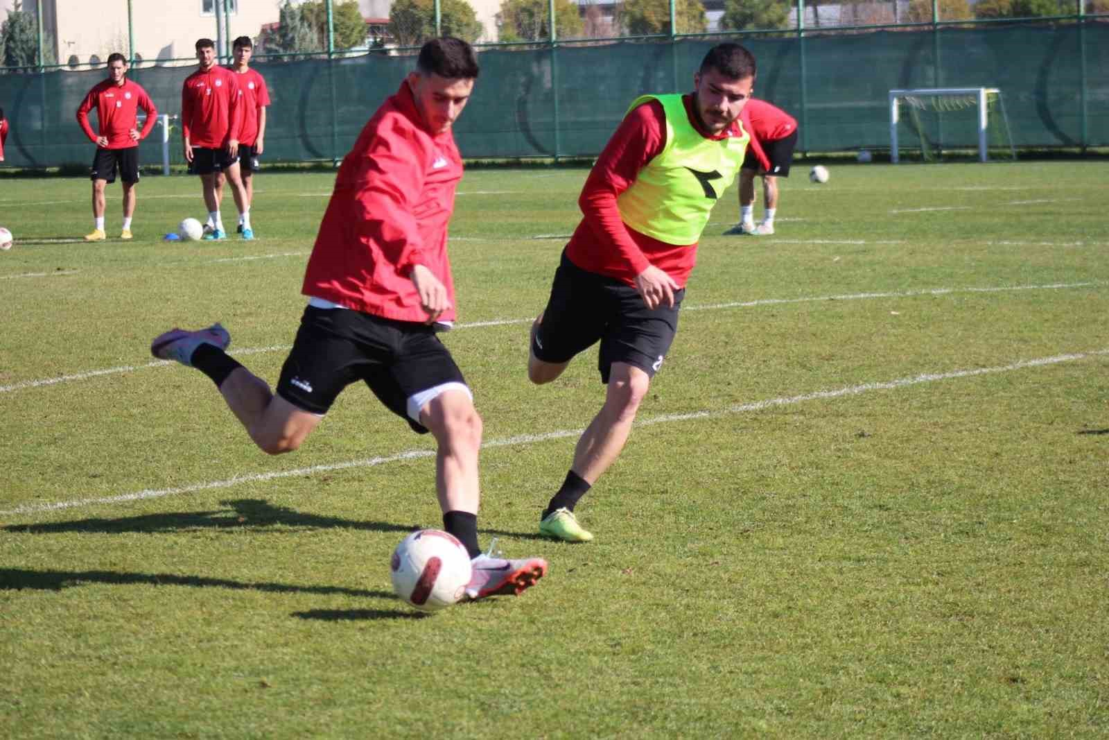 Afyonspor hazırlıklarını tamamladı