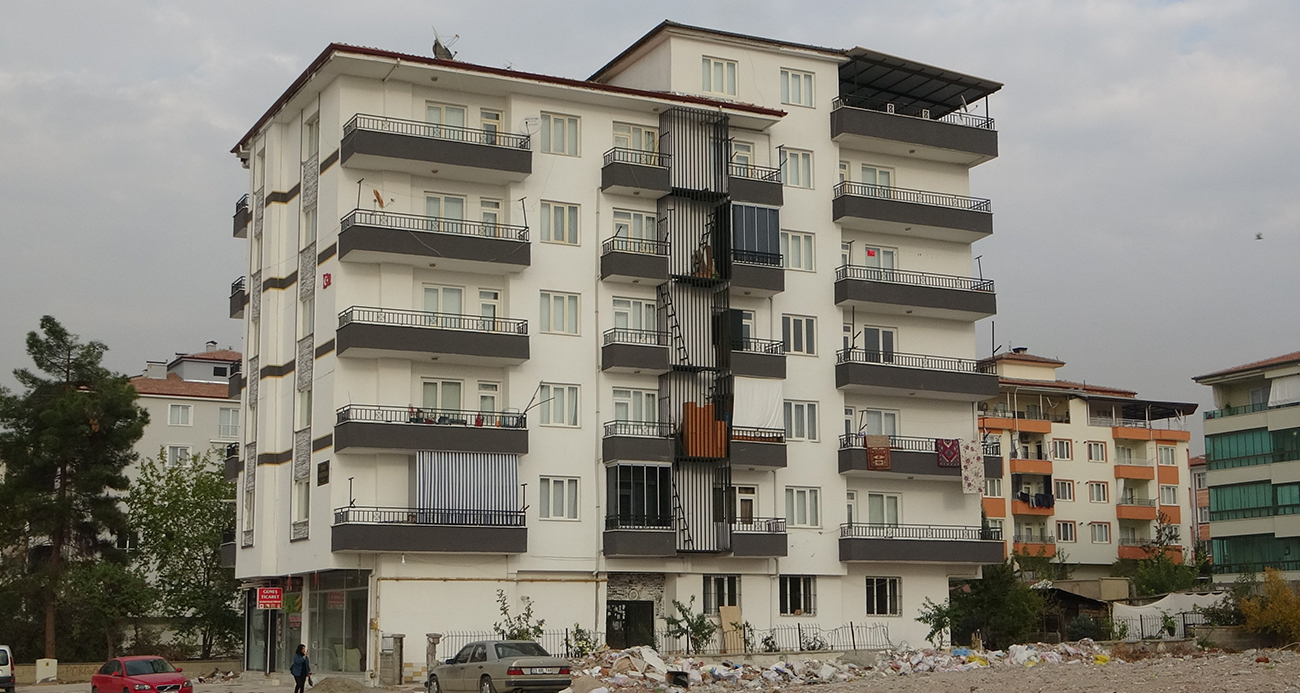 Deprem bölgesi Malatya’da konut satışları durdu