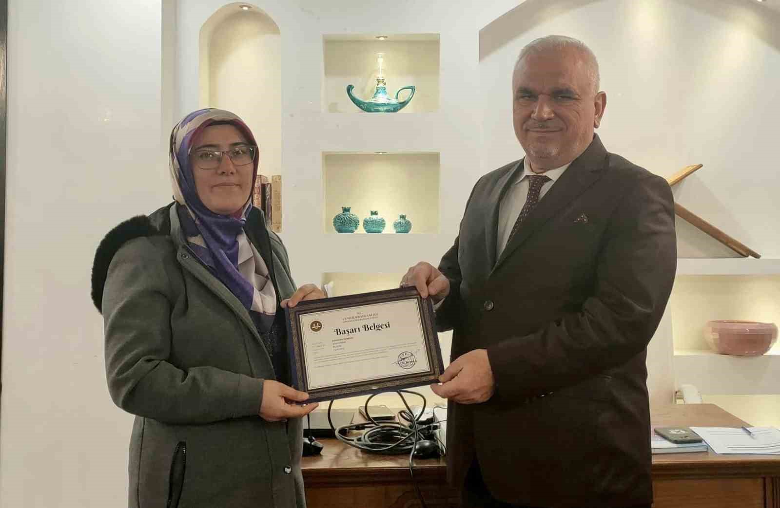 Damlaya damlaya çöl olmasın